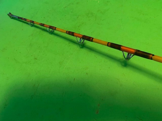 VINTAGE SABRE CALIFORNIAN 5 FOOT 6 INCH 30 TO 80 POUND RATED TROLLING FISHING RO