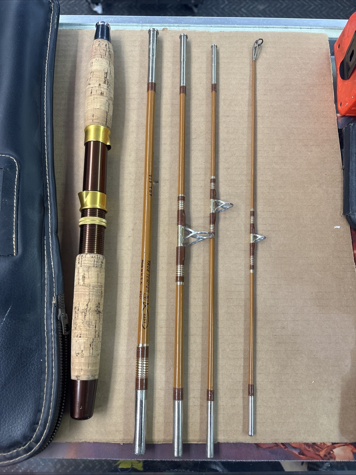 True Temper Rod 225T With Case Hardly Used