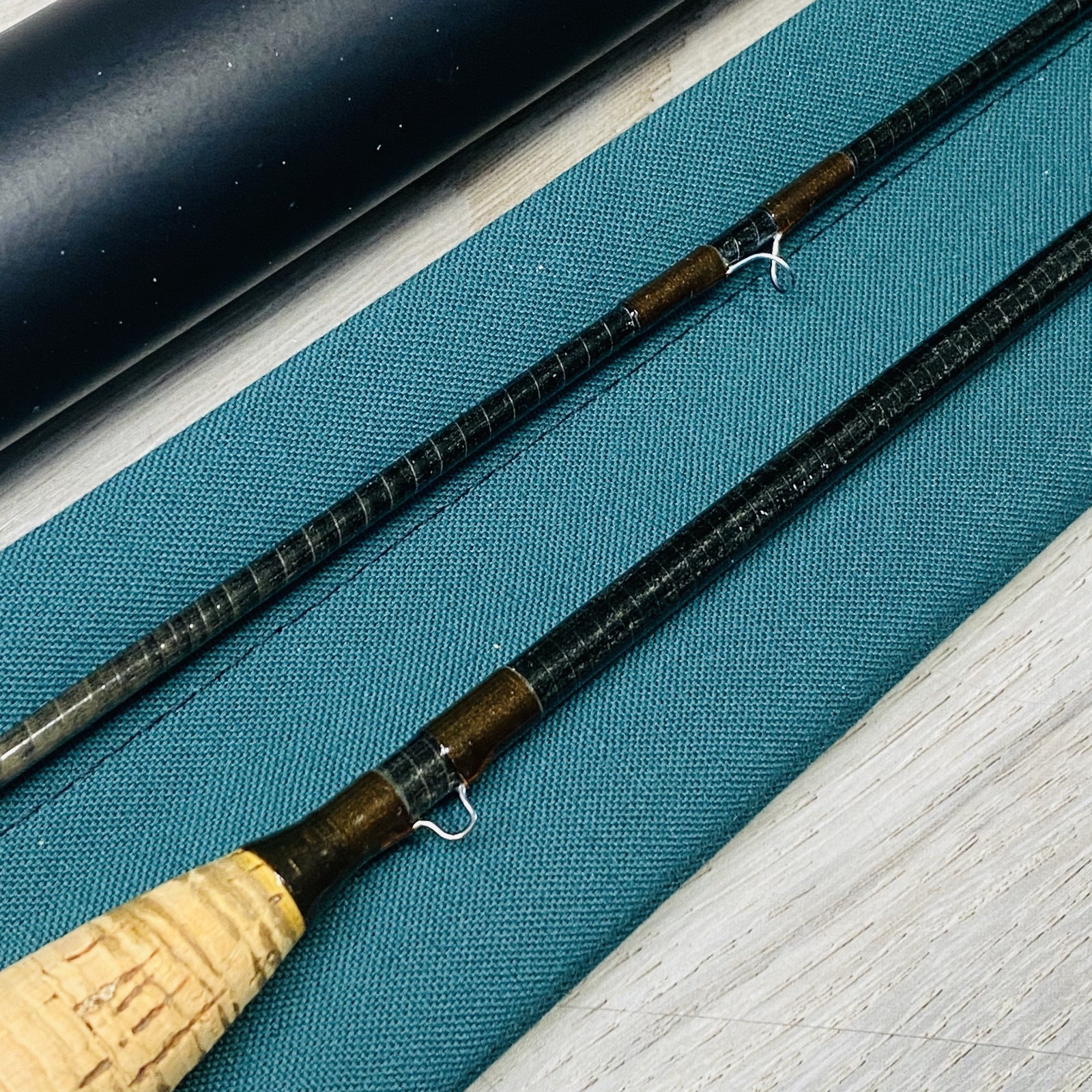 Orvis Superfine Seven Eleven 7’11” 4wt Fly rod w/Tube Socks