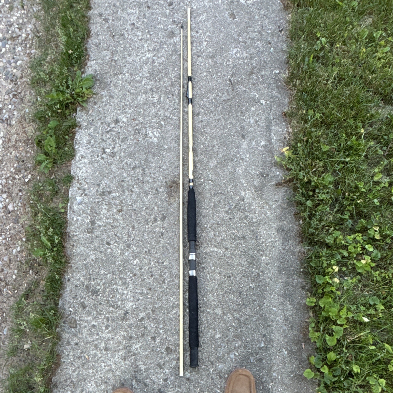 DepthMaster Tournament 7ft 2pc Medium Fast Spinning Rod Yellow/Black