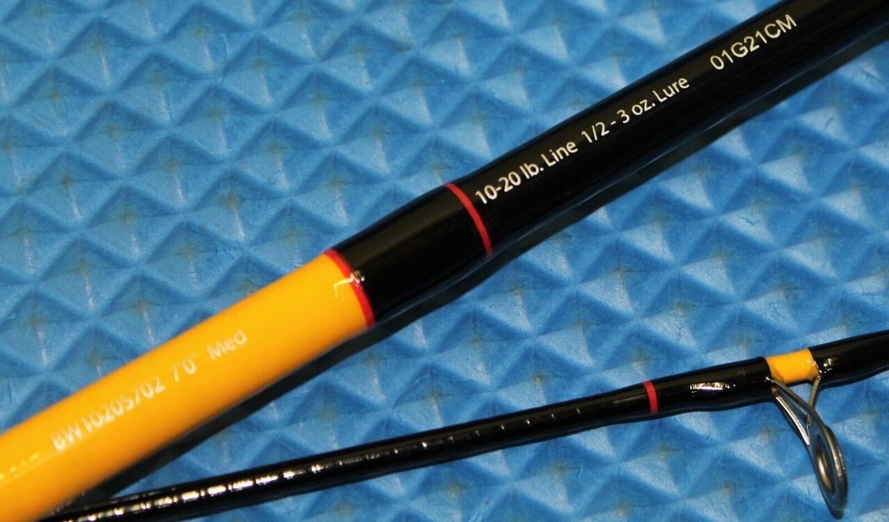 Ugly Stik Bigwater 7′ 0″‘ Spin Rod Medium 2-Piece BW1020S702 M 1539202