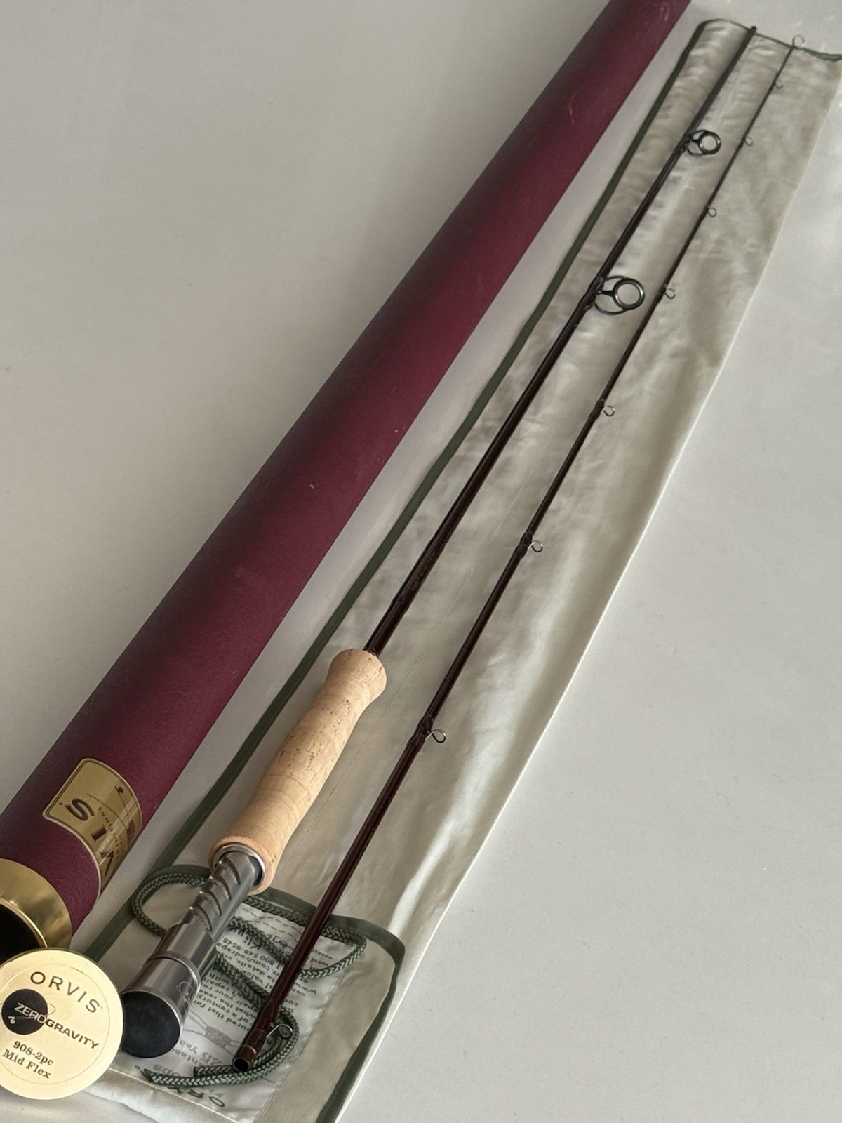 **BEAUTIfUL** 🔥 ORVIS ZERO GRAVITY 8wt 9’ft~2pc Fly Rod!! 🔥~MID FLEX~🔥