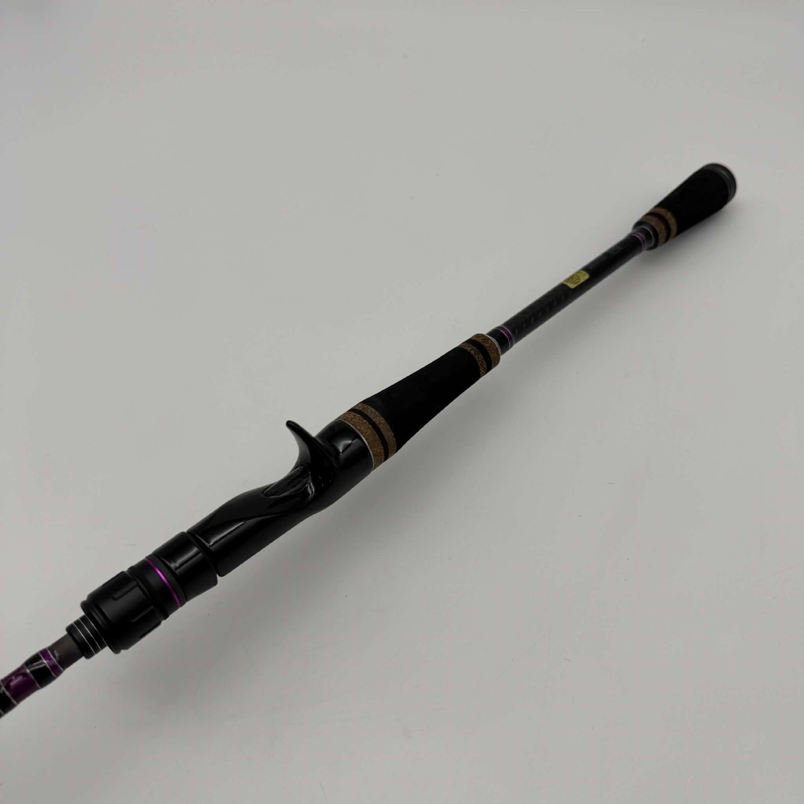 6’6 Gamakatsu Fishing Rod Luxxe Avenge Bait Casting 2 Piece Med-Light (B66M-R)
