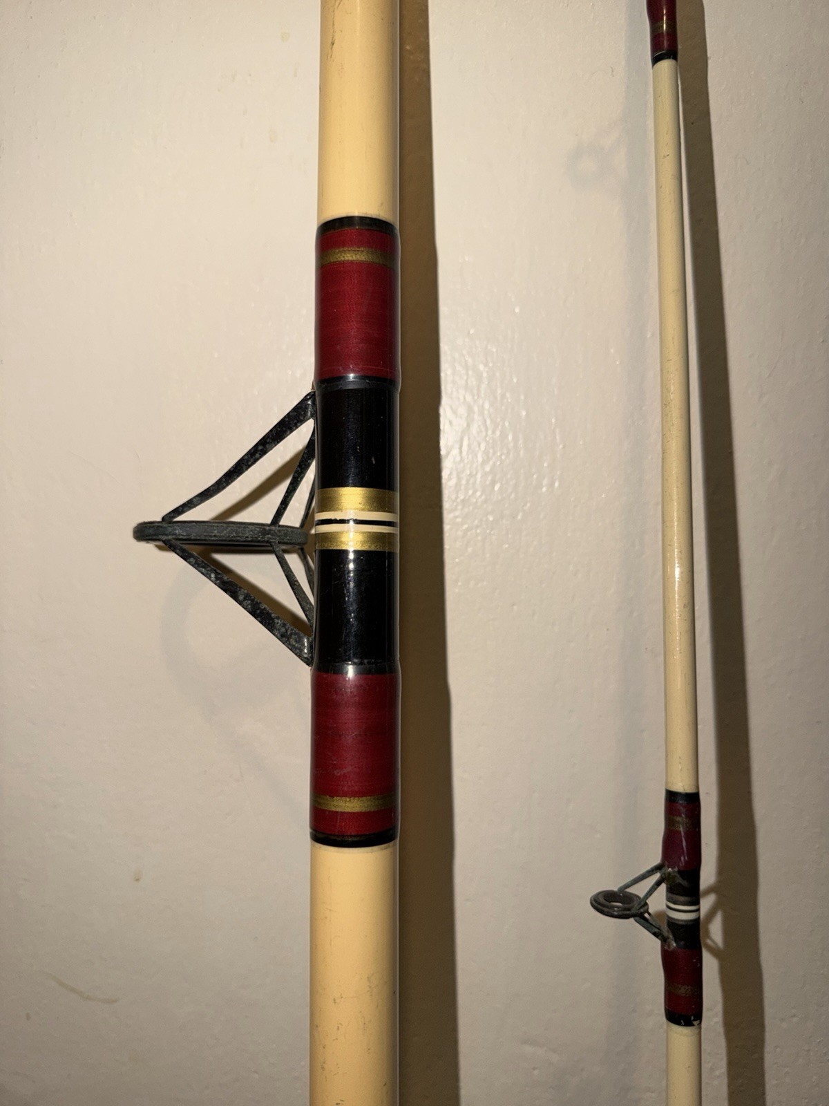 ABU GARCIA COMMODORE SURF SPIN ROD 11’6″ FT 2 PC CS 116H 12-30 LB ESTATE