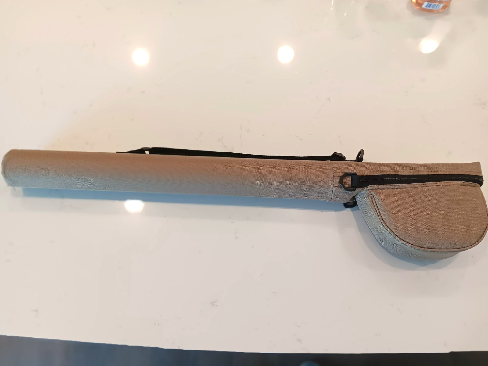 9′ 5 wt. White River Hobbs Creek fly rod/reel/combined travel case/tube..EX.