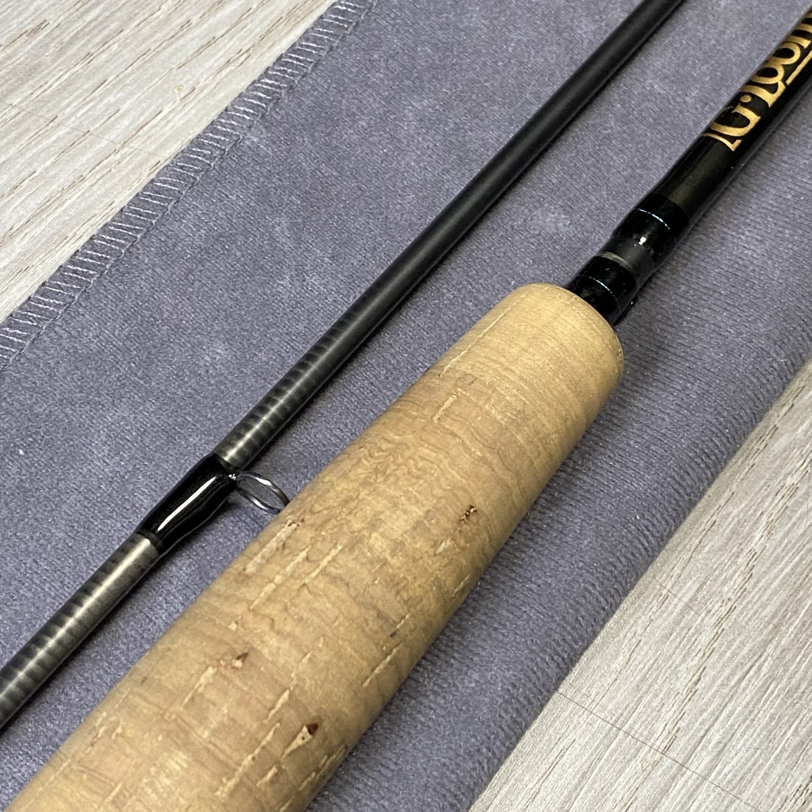 [Beautiful] G. Loomis GLX FR1083 9’0″ 3wt Fly Rod