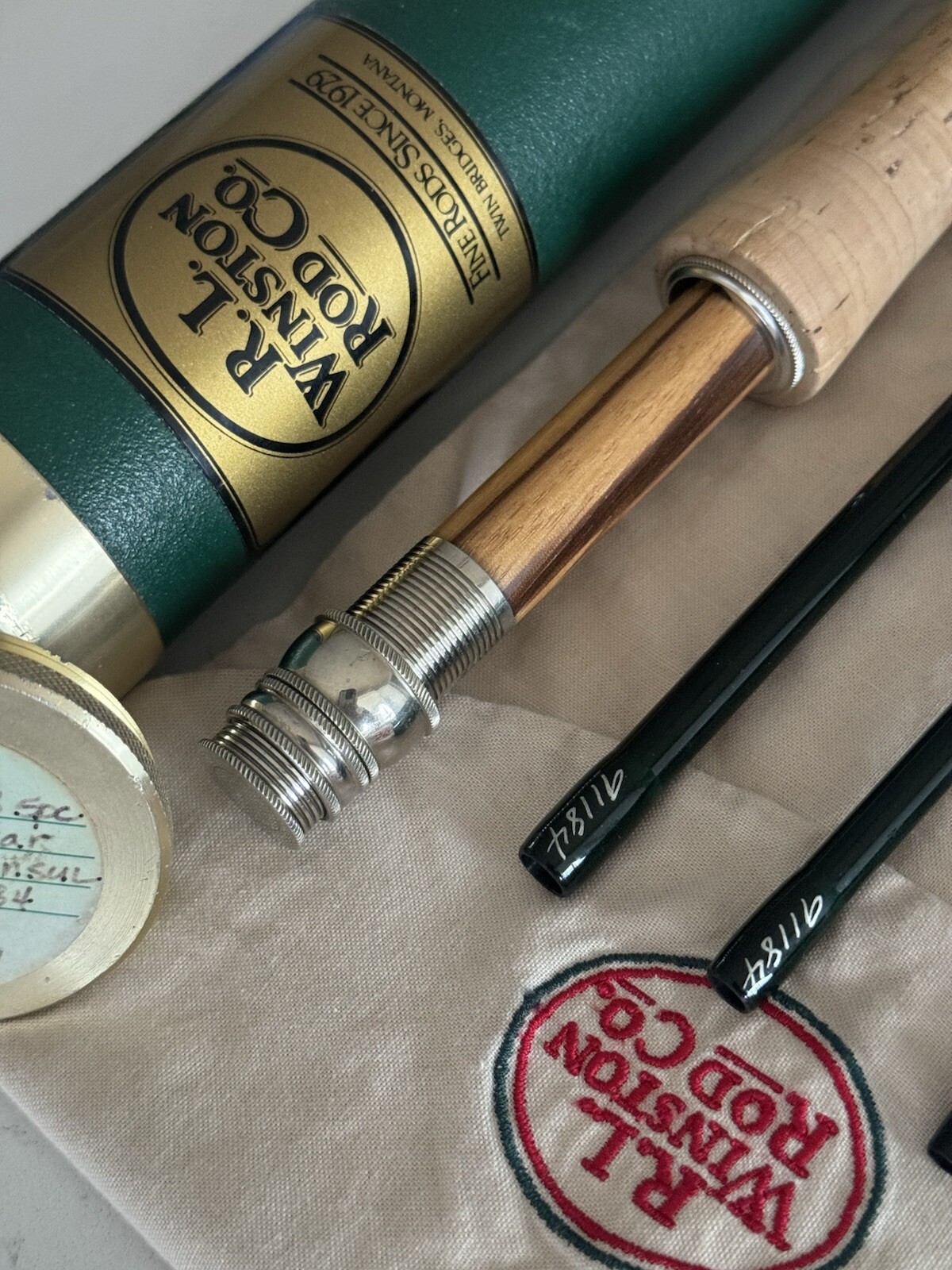 **BEAUTIFUL** 🔥 ~RARE~ RL WINSTON LT 3wt. 8’9”in ~5 Piece~ TRAVEL FlyRod!! 🔥