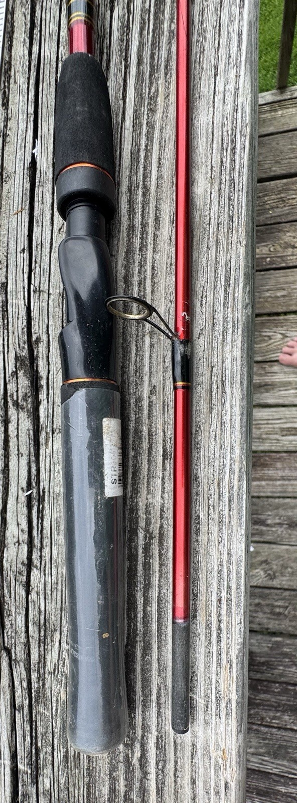 BASS PRO SHOPS, Stampede Spinning Fishing Rod 6’-6” Long Medium Action – New