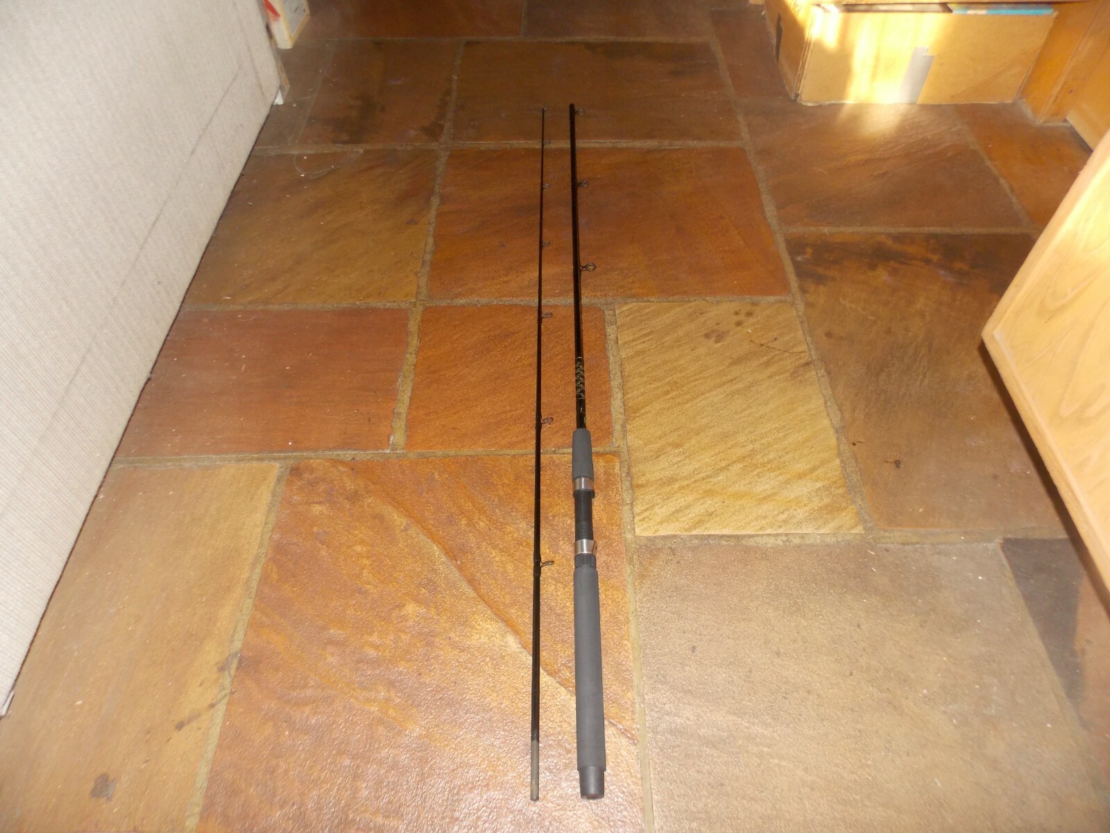 Bass Pro Shop 8-1/2′ POWER PLUS Trophy Class Trolling Rod Med 8-20lb Line 7/24 A