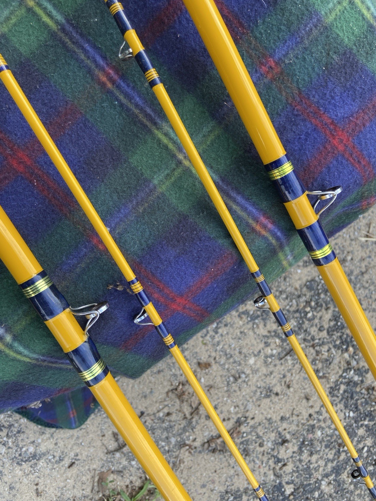 PAIR OF TRAVERSE BAY TACKLE 8’6″ TROLLING DOWNRIGGER SLAMMER RODS