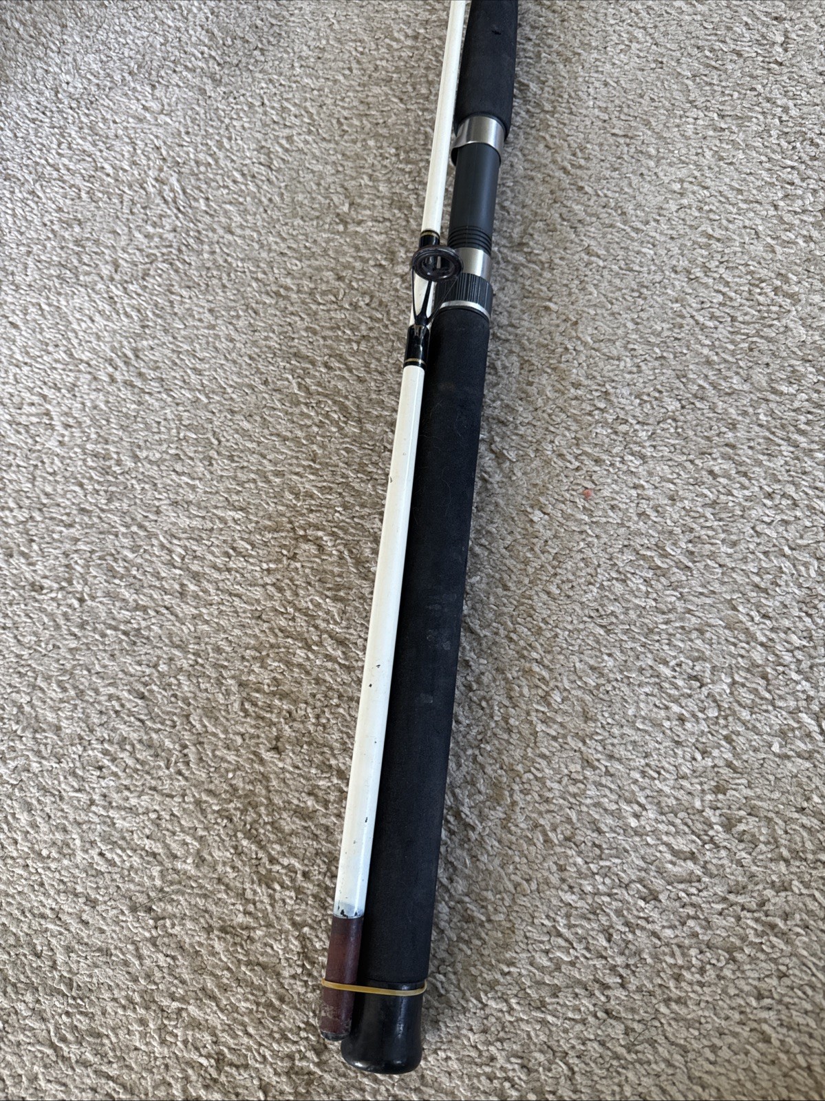 HURRICANE MODEL HC-576 8’ 2 PC MEDIUM HEAVY ACTION SPINNING ROD 12-20 LB TEST