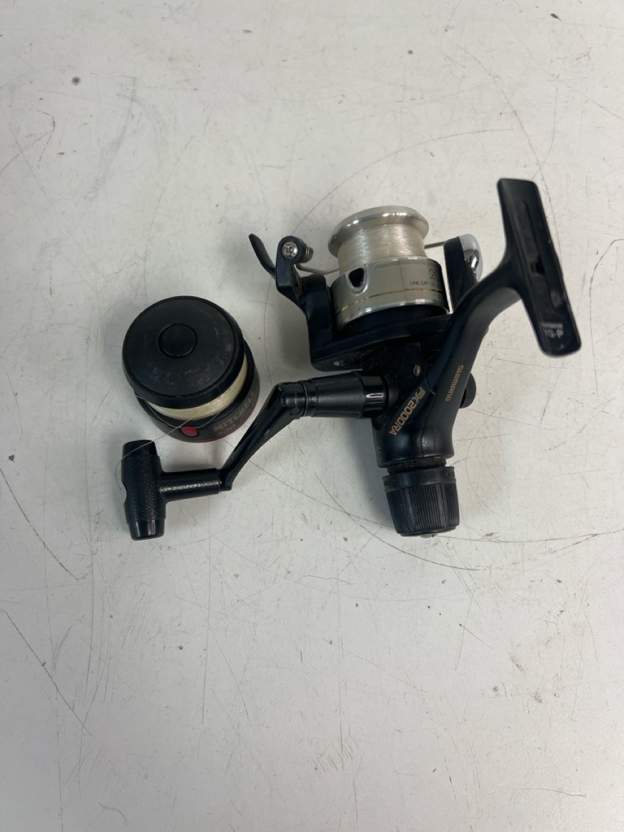 Shimano Fishing Reel Fx2000ra Rear Drag Spinning Reel Lightweight (P24036530)