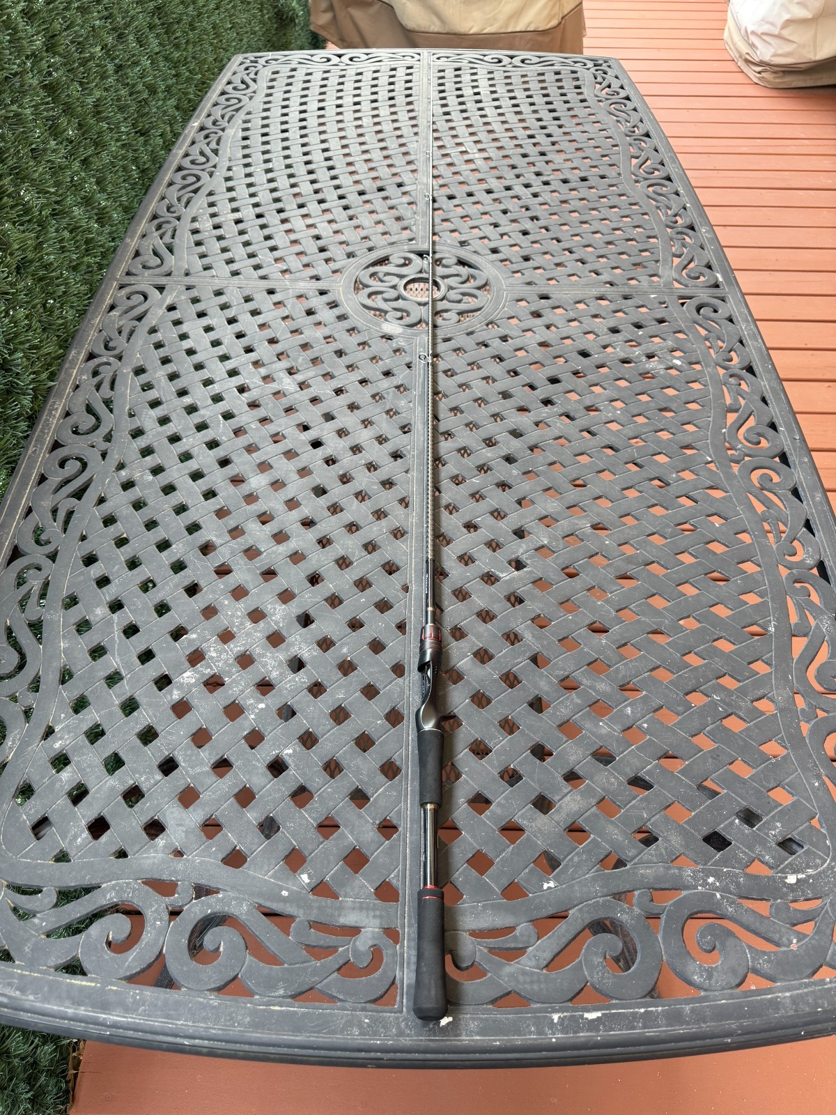 Shimano Zodias 1610ML (JDM), 6’10”, Medium Light, Fast, 8-16lb, 3/16-1/2oz, Cast