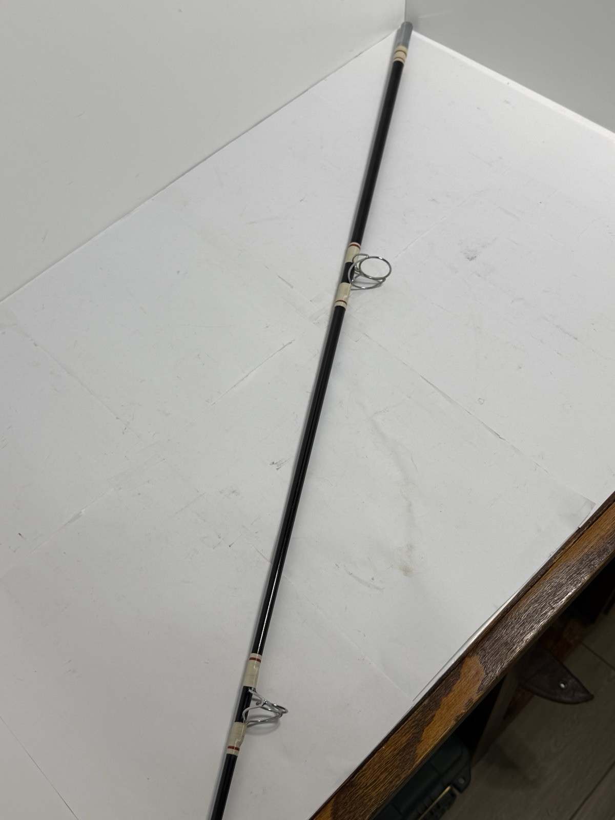 Gladding Quick Reflexe R585-M Nypoxy 8′ 6″ Two 2 Piece Heavy Surf Rod 25 lb.