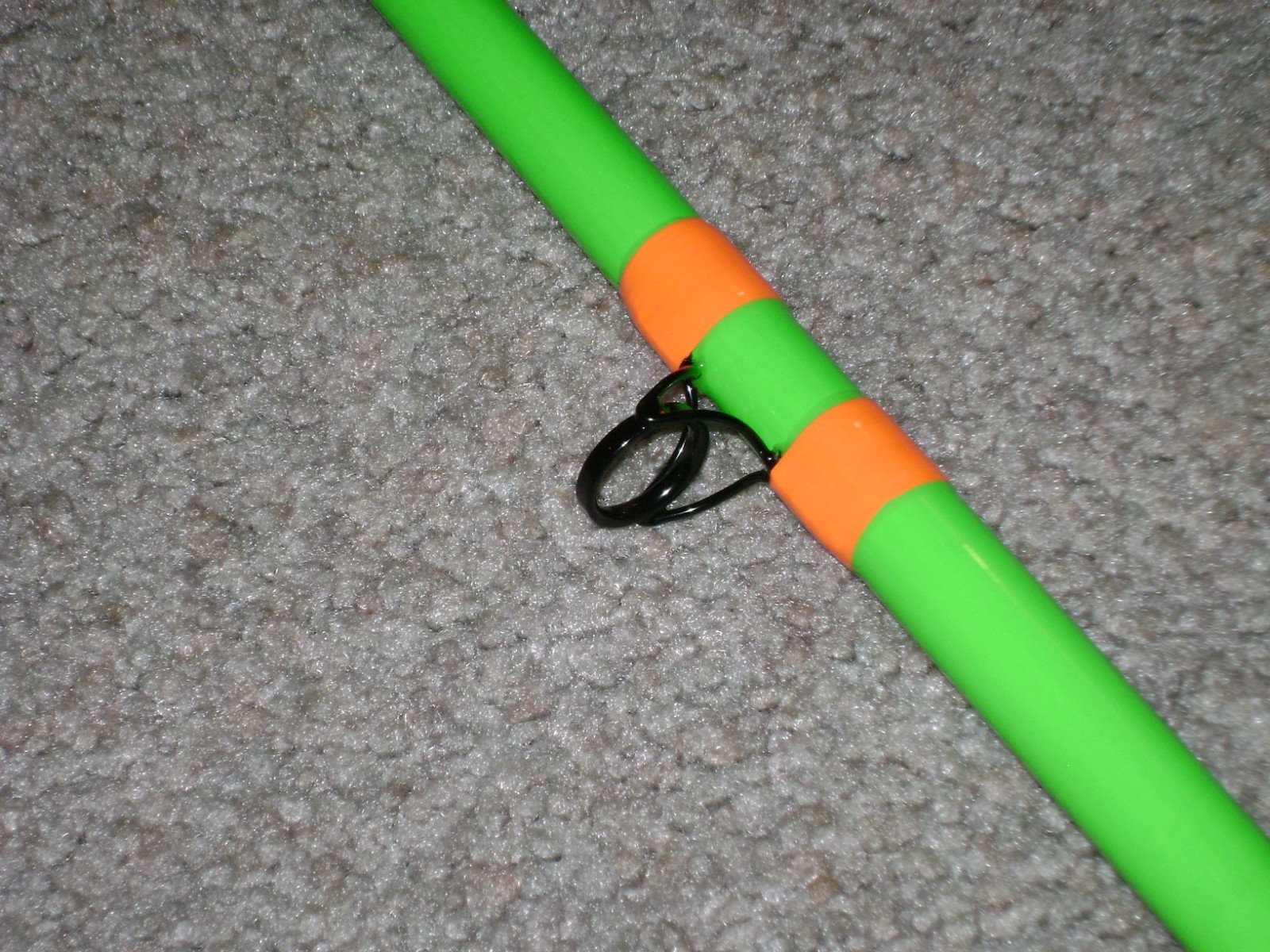 GLOW ROD MEAT HUNTER EXTREME 10′ GREEN GLOW Casting Rod – BIG FISH, STRIPER !
