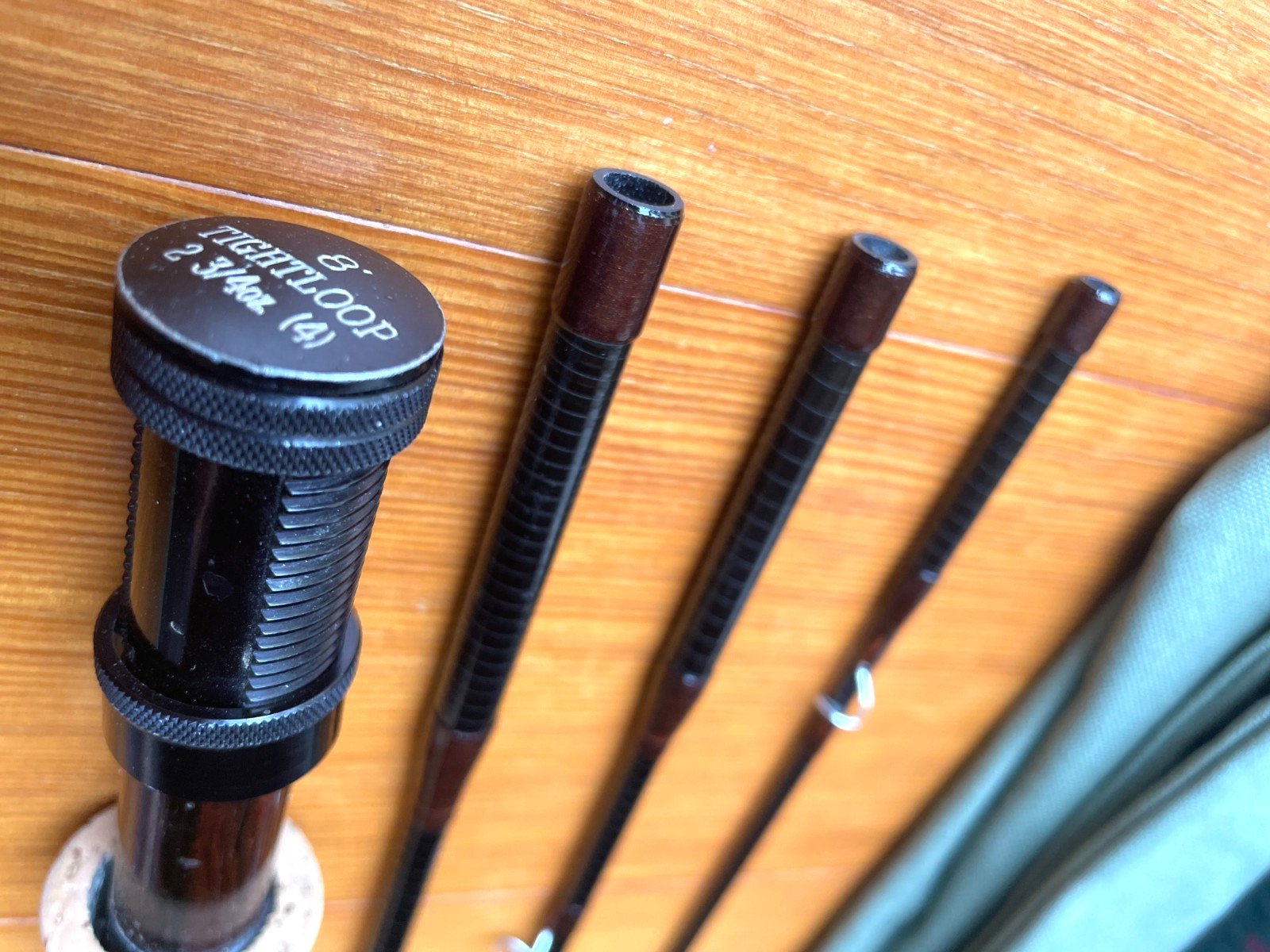 Orvis TightLoop #4 wt Line 8’0″ 4P 2-3/4oz Tube Used Fly Fishing Rod Carbon
