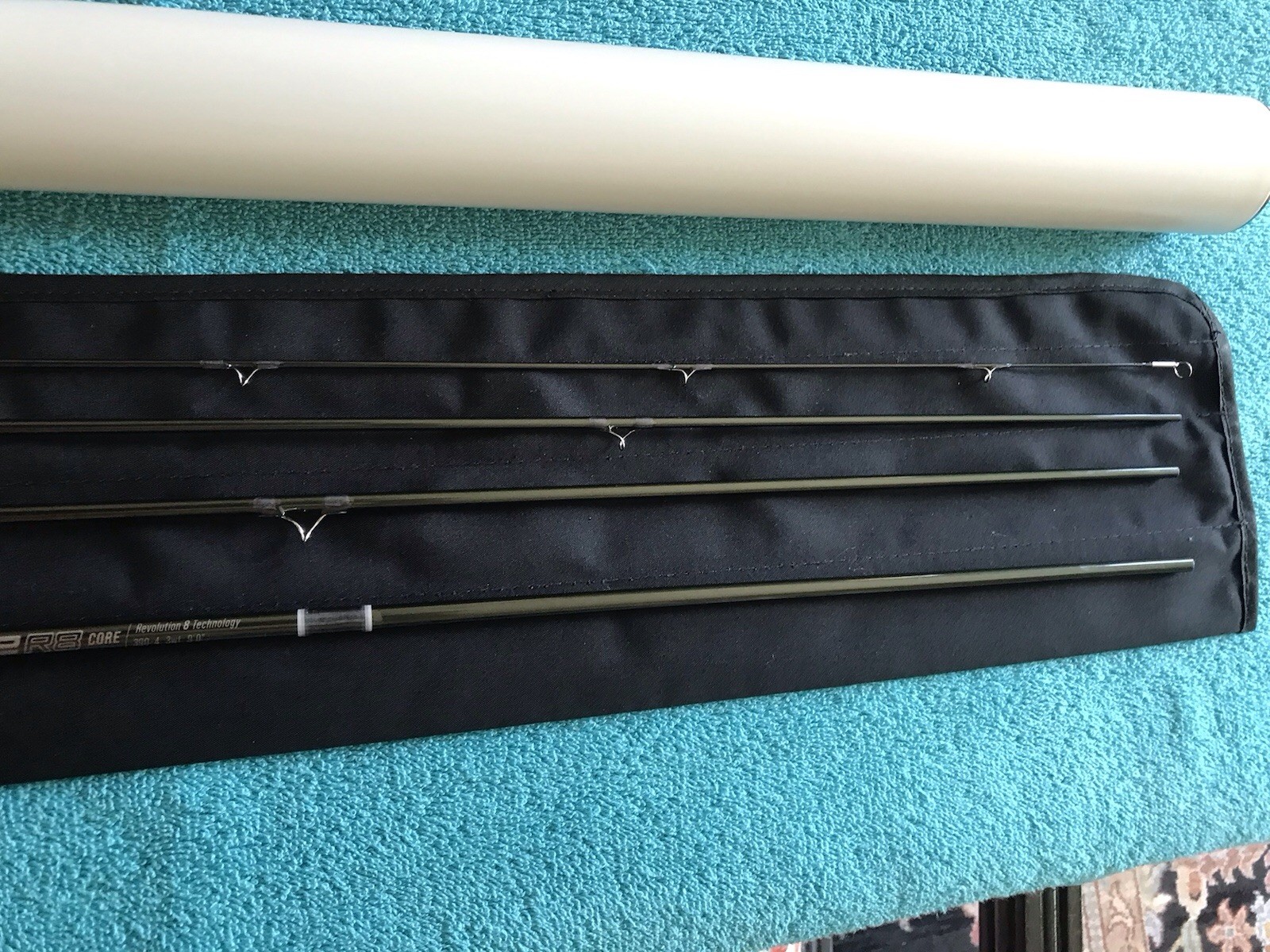 Sage R8 Core 390-4 Fly Rod Brand New