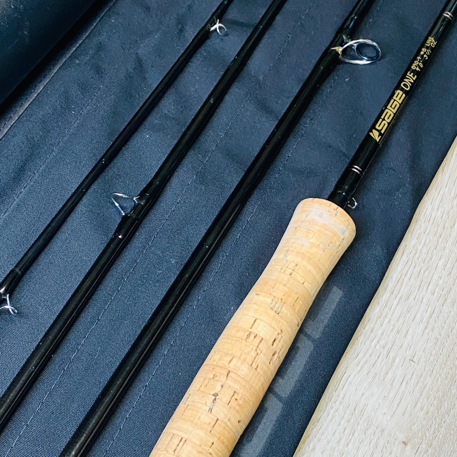SAGE ONE 890-4 8wt 9’0″ Fly rod w/tube sock