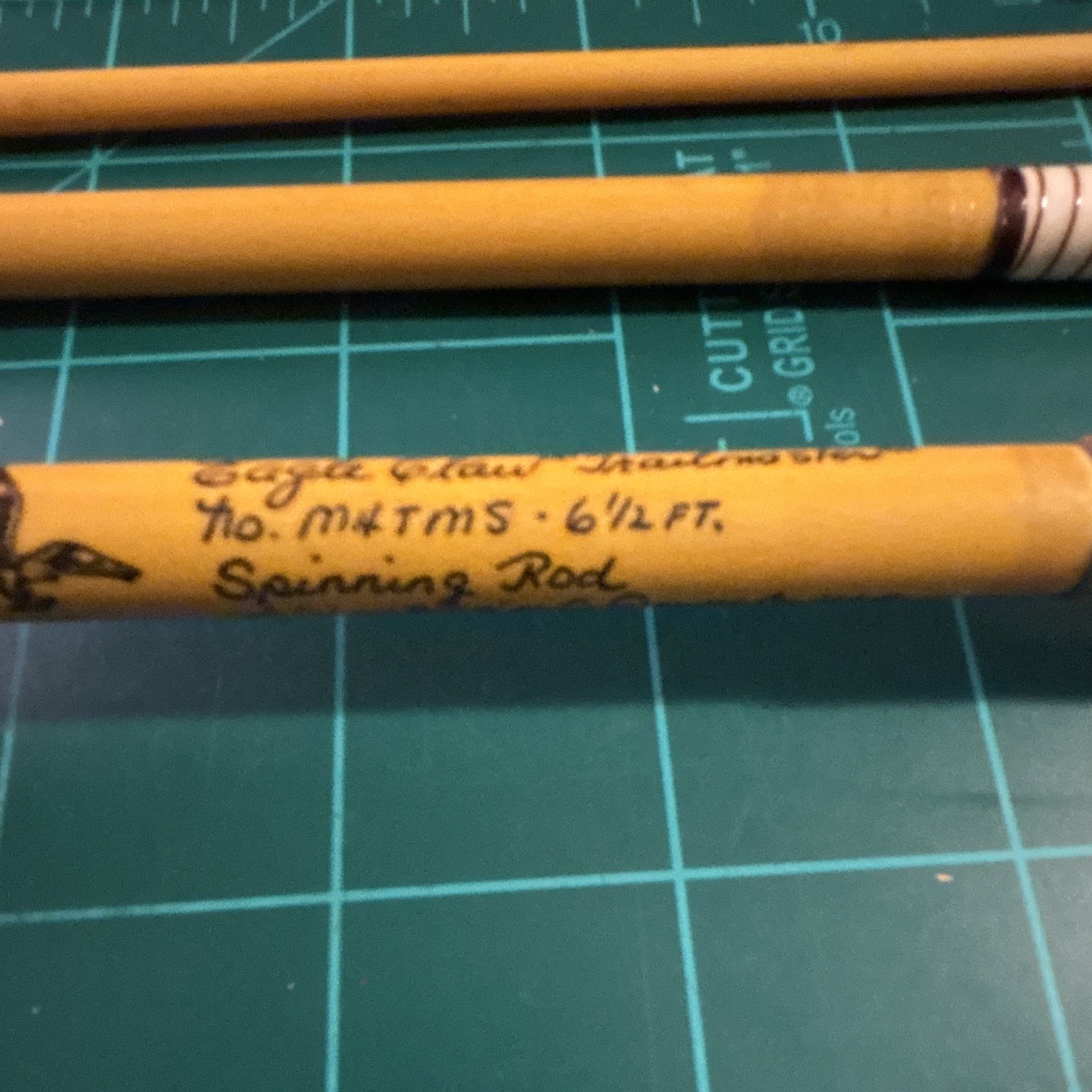 Vintage Eagle Claw Trailmaster MTMS 6 1/2ft 4pc Spinning Rod Cork Handle