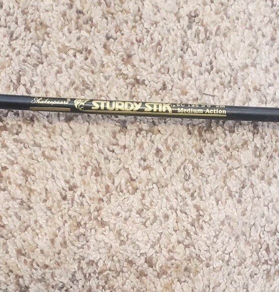 Shakespeare Sturdy Stik Casting Fishing Rod SC125 5.5′ Medium Action 2 Piece