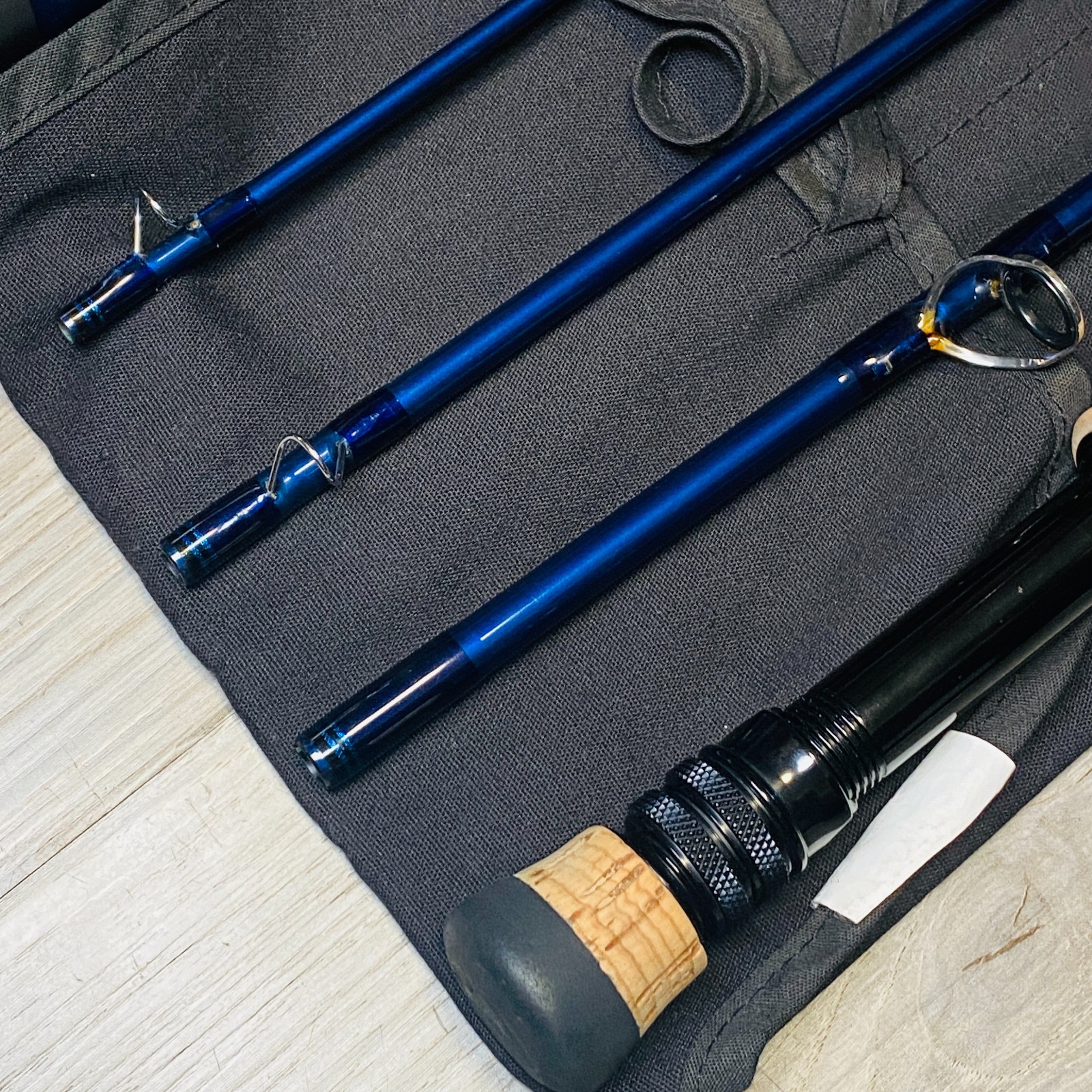 SAGE Xi3 790-4 7wt 9’0″ Salt Water Fly Rod w/Tube sock Excellent