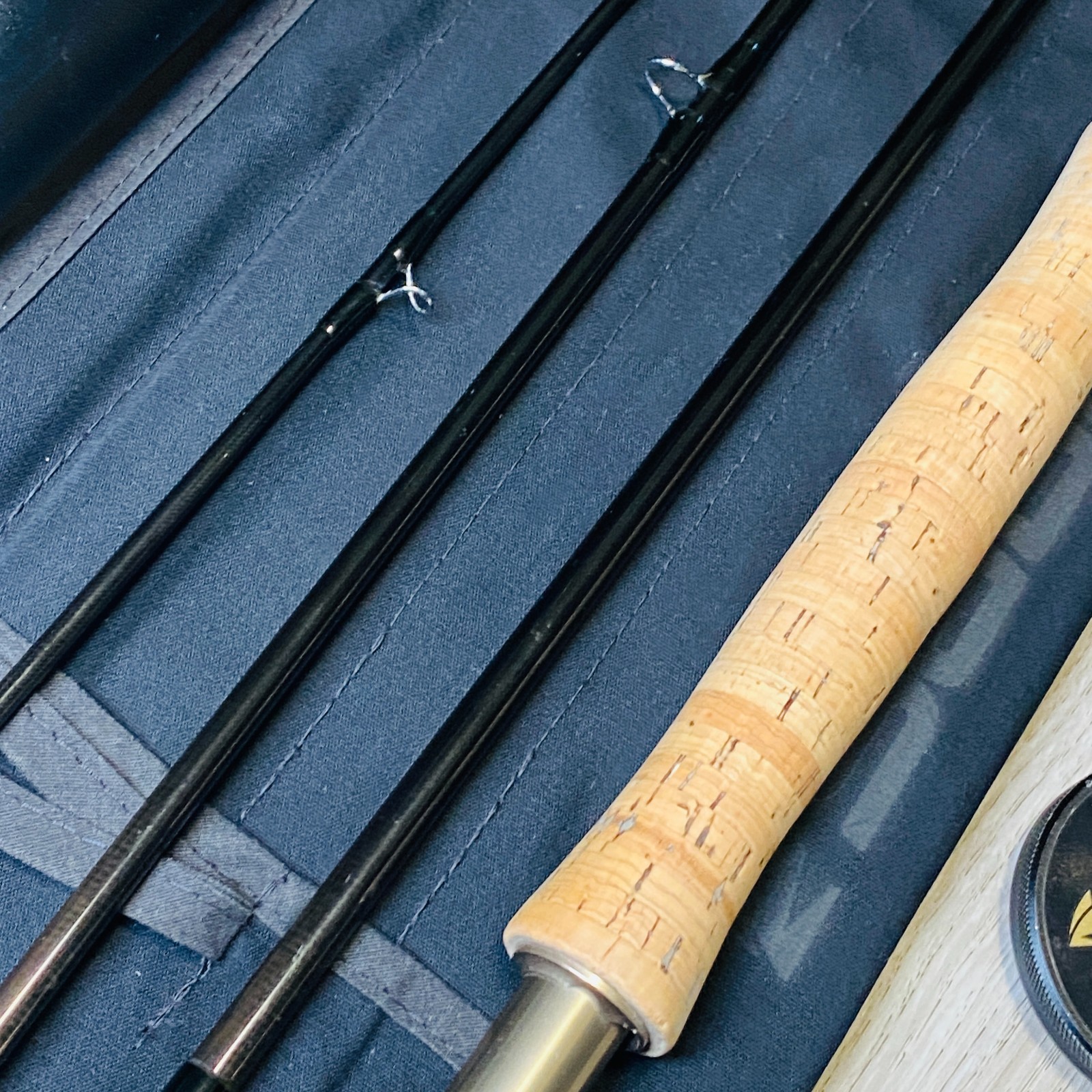 SAGE ONE 890-4 8wt 9’0″ Fly rod w/tube sock