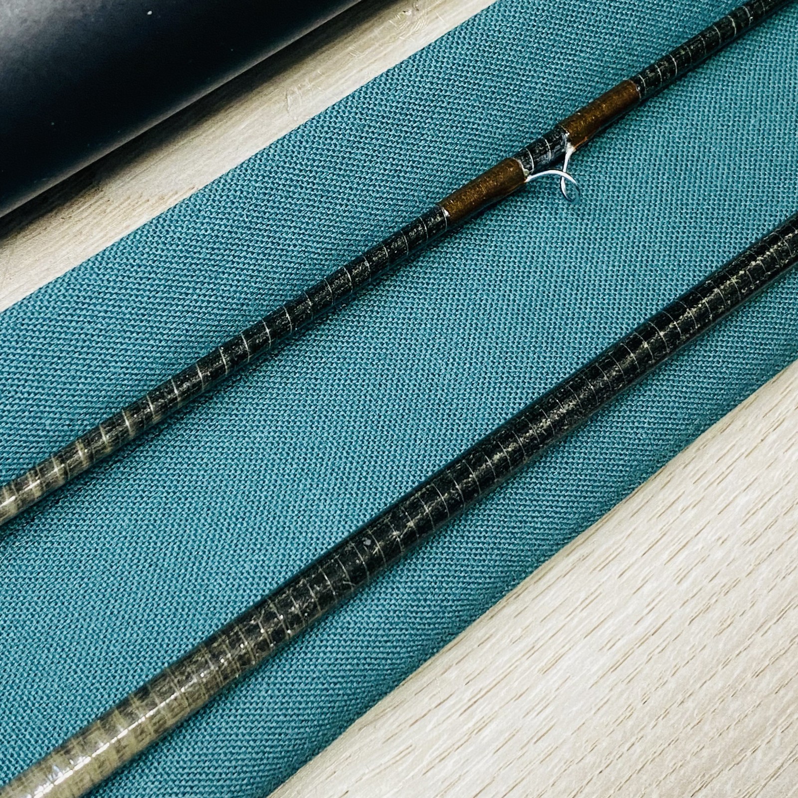 Orvis Superfine Seven Eleven 7’11” 4wt Fly rod w/Tube Socks