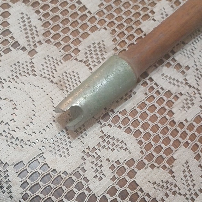 extreme Rare Conolon Monarch 101 Brown Fishing Rod Cork Handle Metal rollers
