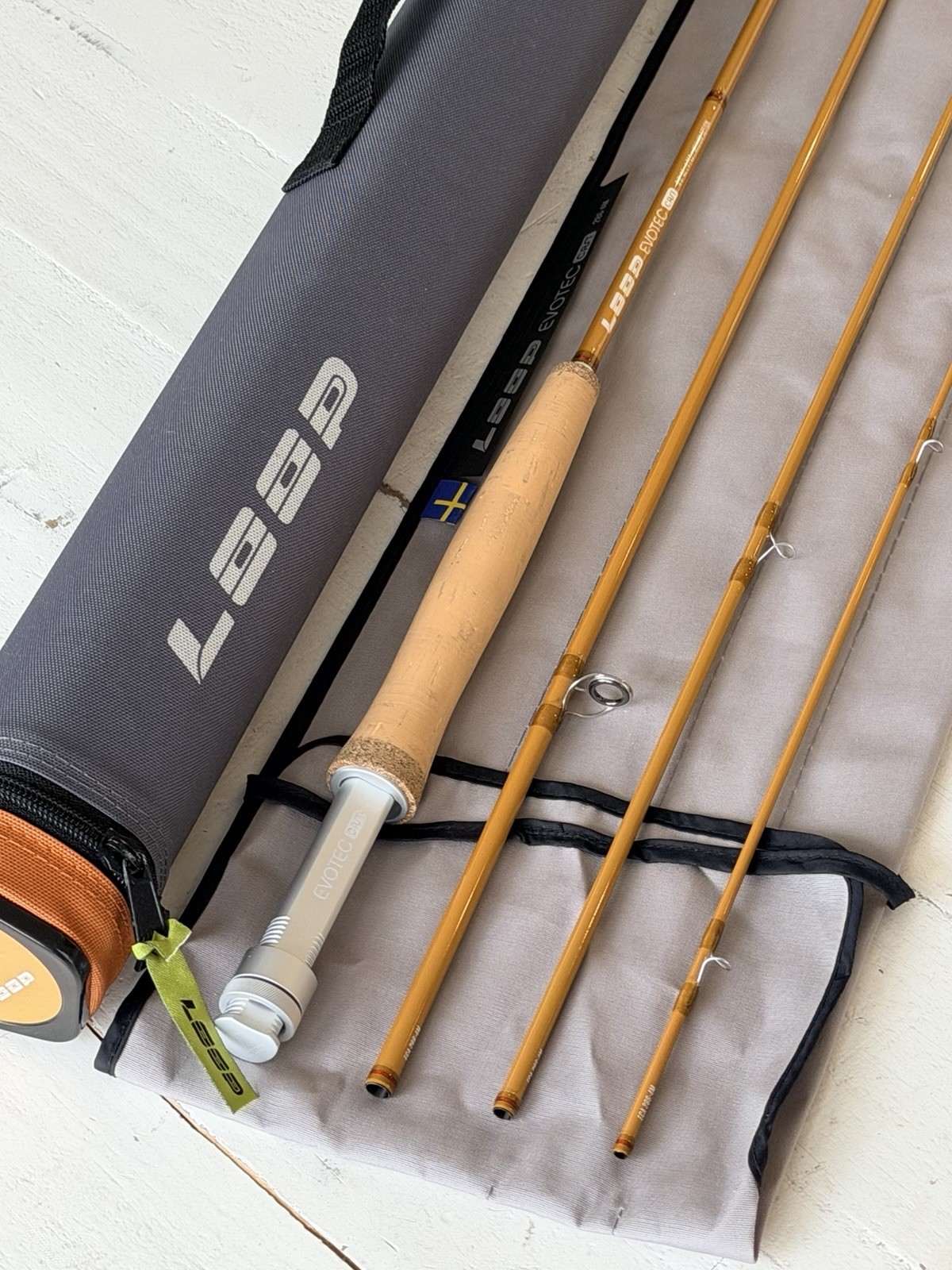 **BEAUTIFUL**🔥 LOOP EVOTEC Cast 2wt. 8’6”in/4pc Flyrod!! 🔥~LEGENDARY~🔥