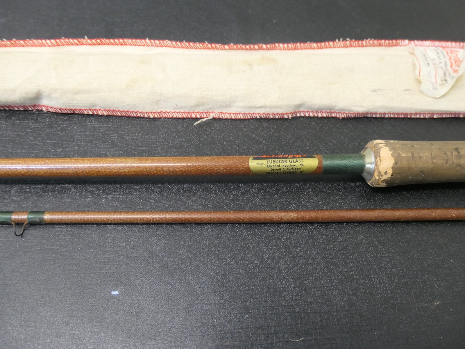 Vintage ACTIONGLAS Tubular Glass Special 9′ Fly Rod