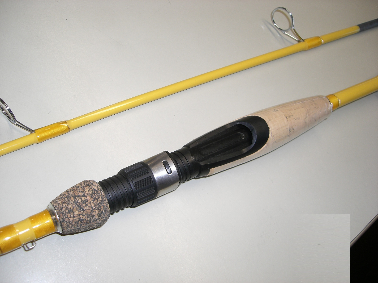 EAGLE CLAW Featherlight 7′-6″ Fiberglass Spinning Rod #FL209-76 FREE USA SHIP!