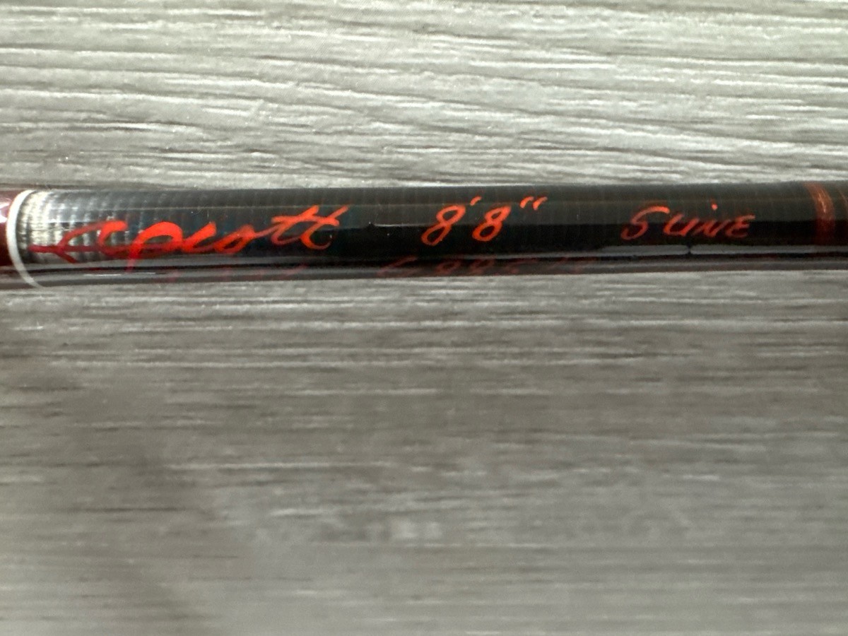 Scott G885/3 8’8″ 5WT Fly Rod with Tube and Sock (A1D029934)