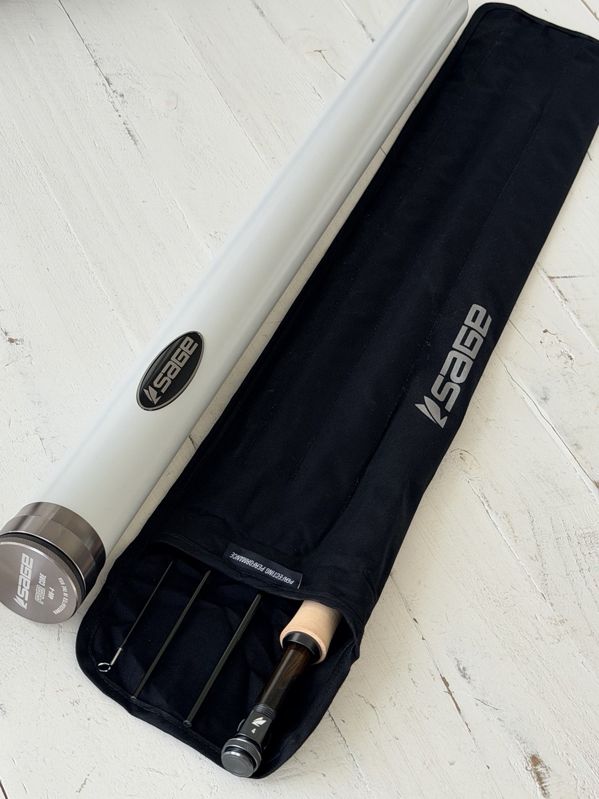 **BEAUTIFUL** 🔥 SAGE R8 Core 4wt. 8’6”in FlyRod!!🔥~LEGENDARY~🔥