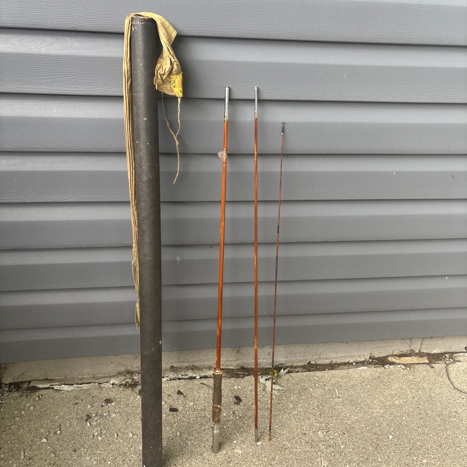 South Bend 359-9′ Bamboo Fly Rod 9 ft 3pc Cork Handle Vintage Brown