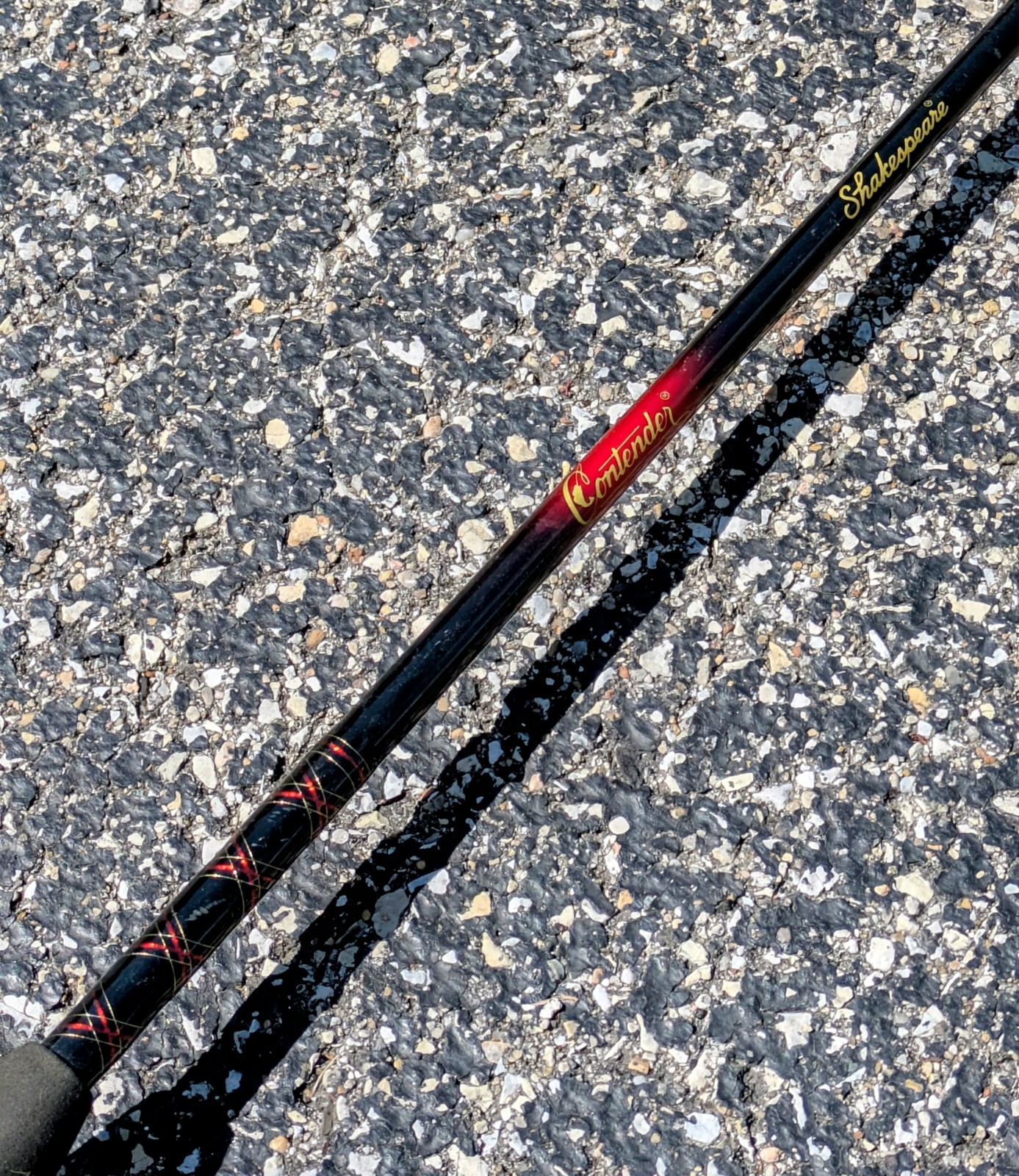 Shakespeare Contender Fishing Rod 6′ 0″CS 60 2M Medium Action