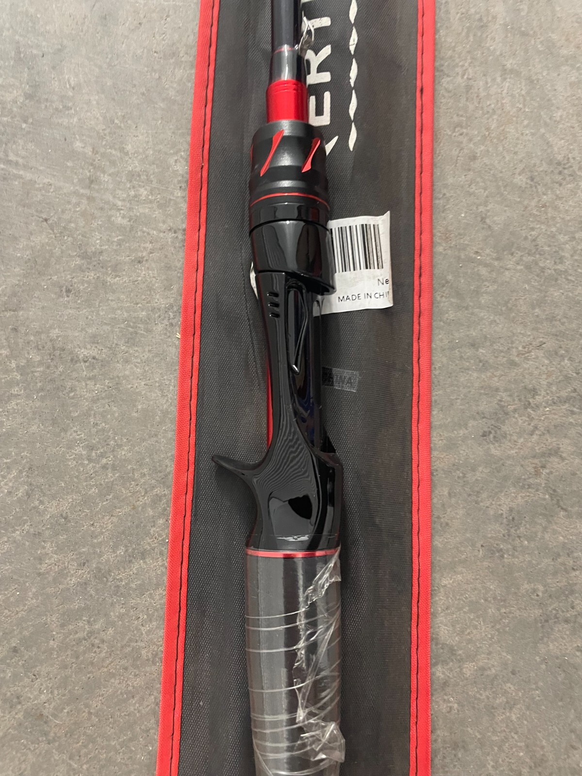 Fertilundant FLD 7ft Carbon Fiber Spinning Fishing Rod – Two Piece – Red
