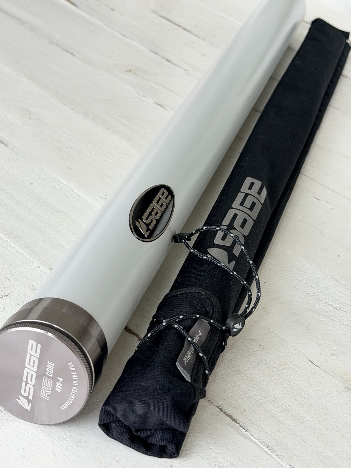 **BEAUTIFUL** 🔥 SAGE R8 Core 4wt. 9’ft FlyRod!!🔥~LEGENDARY~🔥
