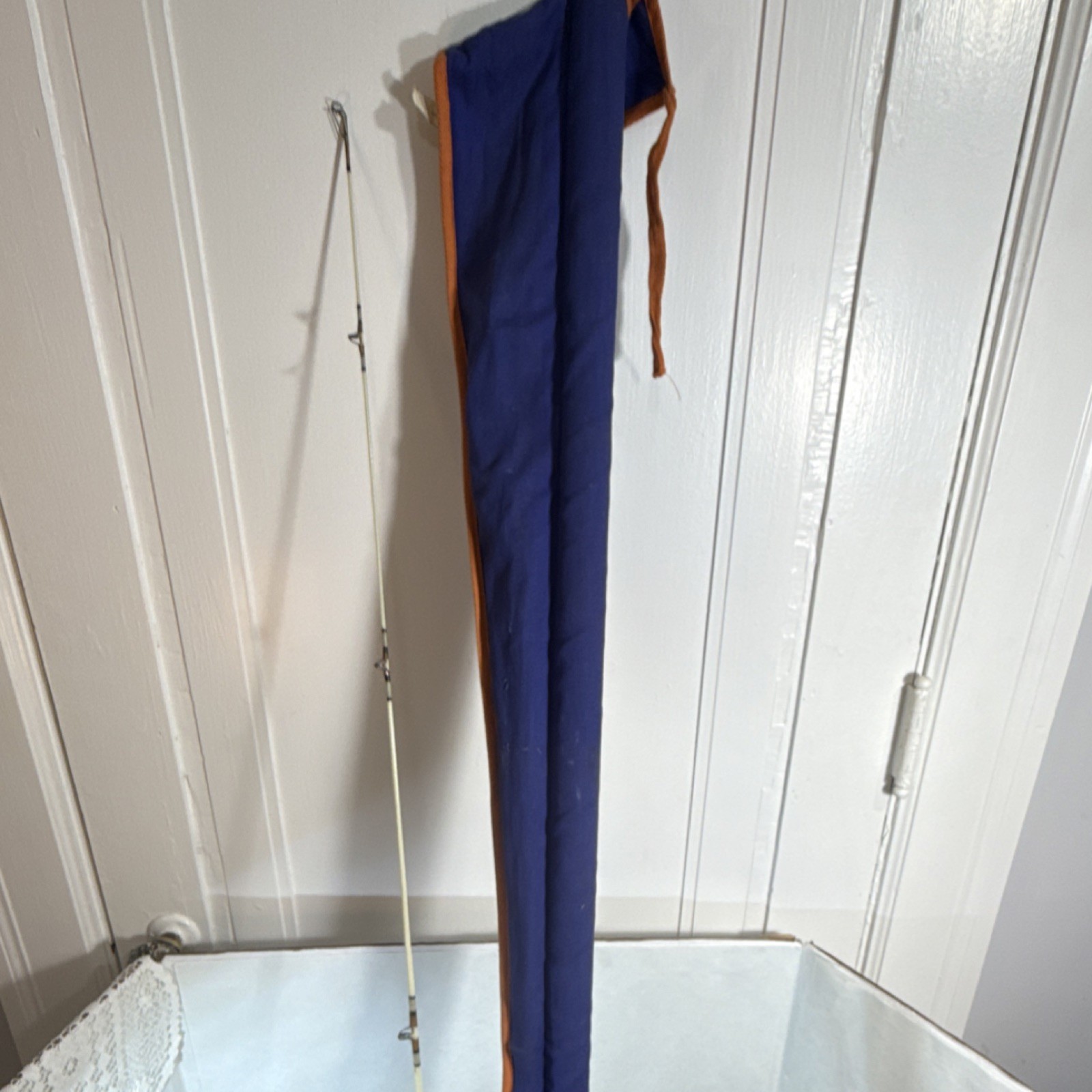 VTG Shakespeare Wonderod Kwik Taper Presidential 6’6″ 2pc Casting A-227L w/ Sock