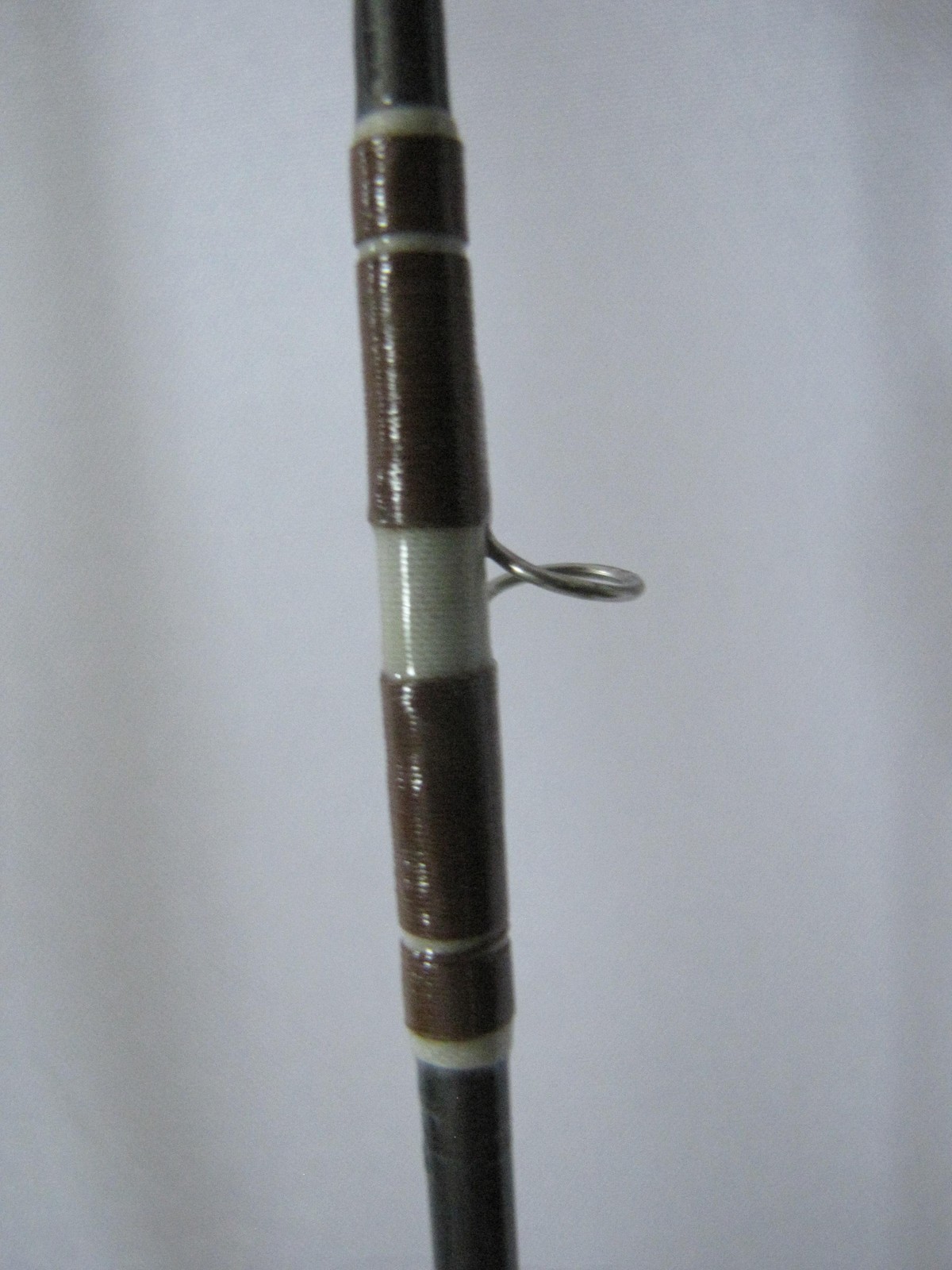Reliance 7334 Fly Rod 7.5 Ft 6 Lb Line Test Black 2pc Foam Grip Freshwater
