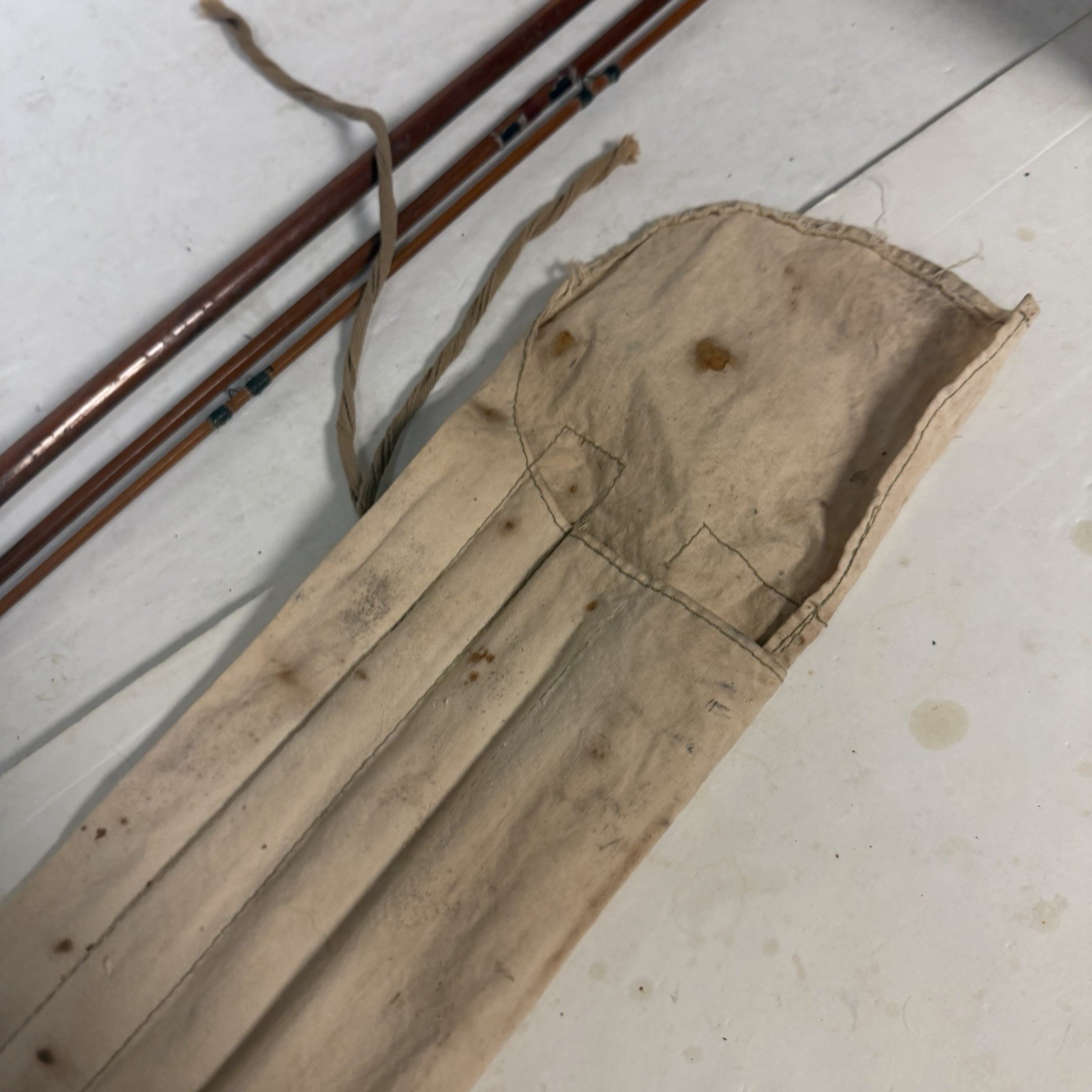 Vintage Bamboo Fly Rod W/ Sock & Canvas Bag Trout Rod Montague? South Bend?