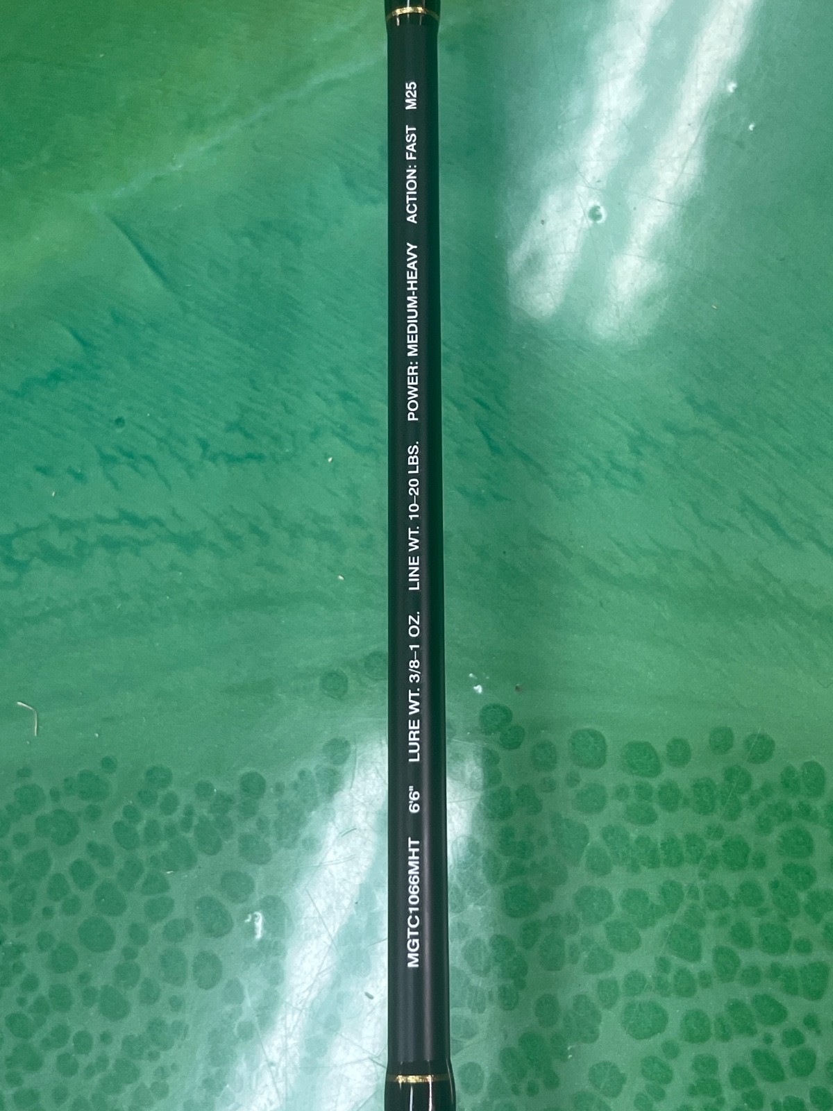 G. Loomis IMX-PRO 906C CBR Casting Rod – Crankbait