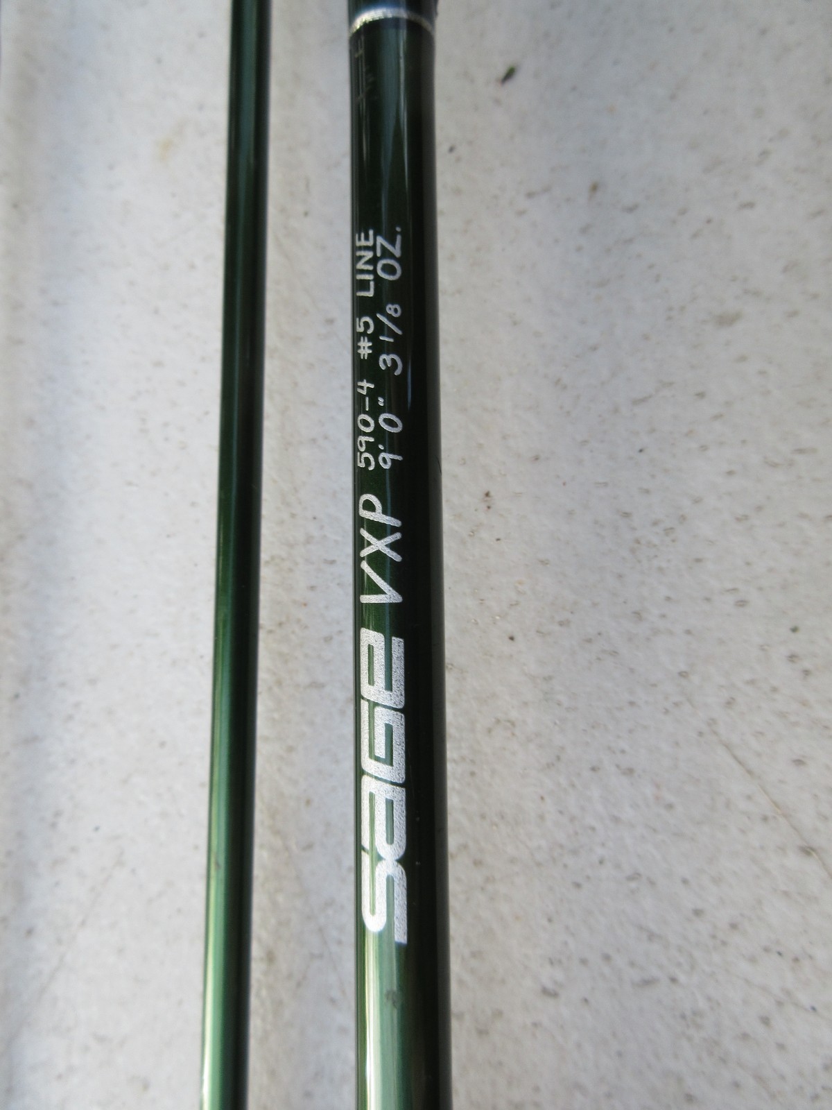 sage vxp 590 4 5wt 3 1/8oz Fly Fishing Rod pole in case, looks great