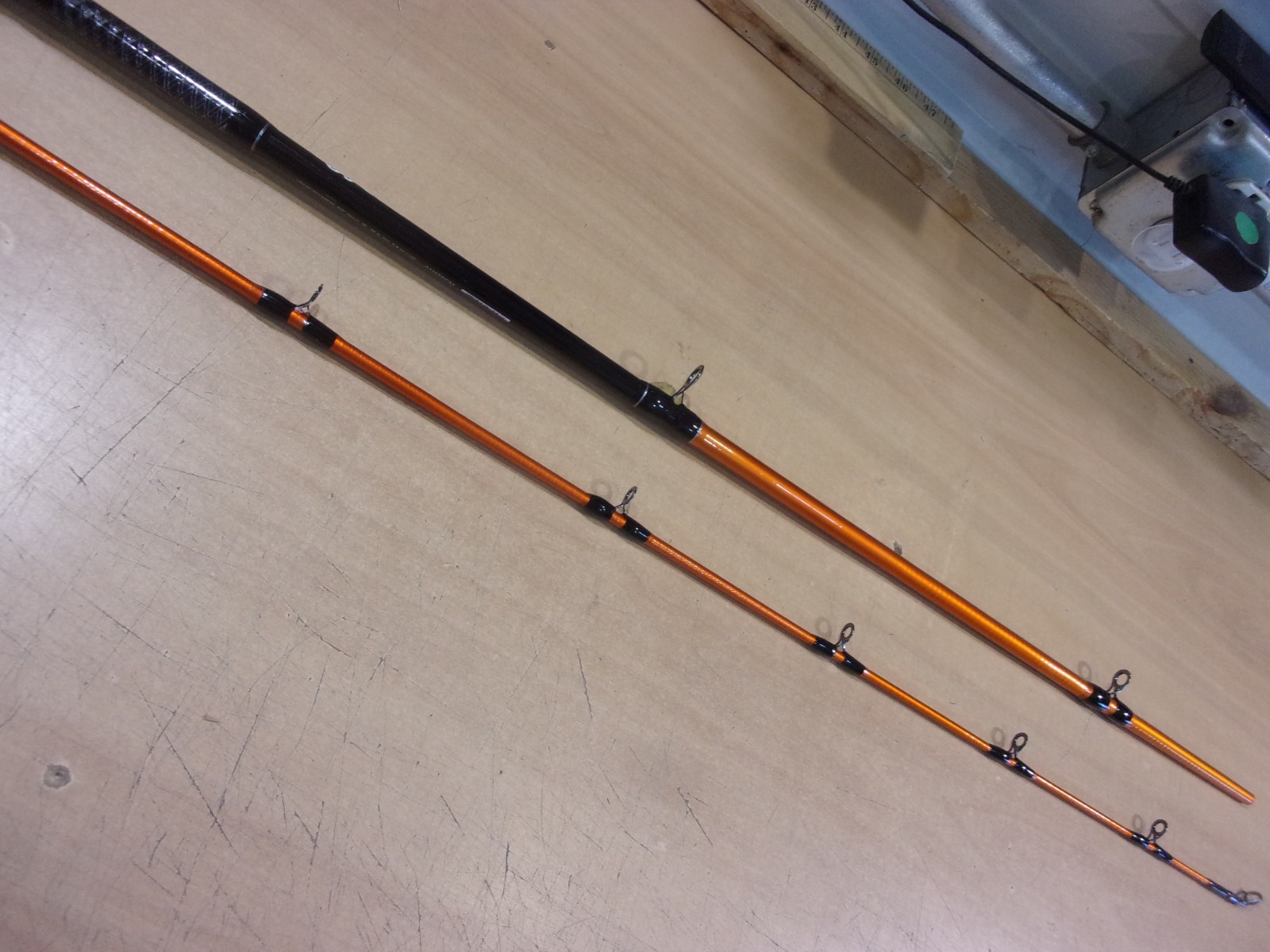 SHAKESPEARE UGLY STIK CARBON CATFISH 9 foot 6 inch heavy casting rod