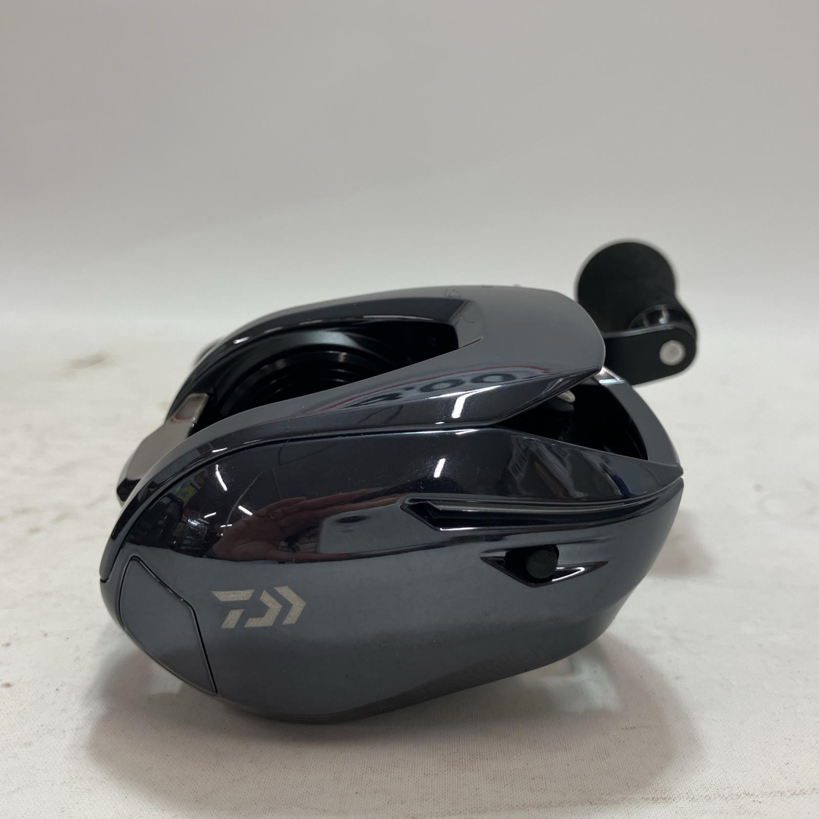 DAIWA Baitcasting reel IM Z Limit Breaker XHL TW HD-C 630305 With box