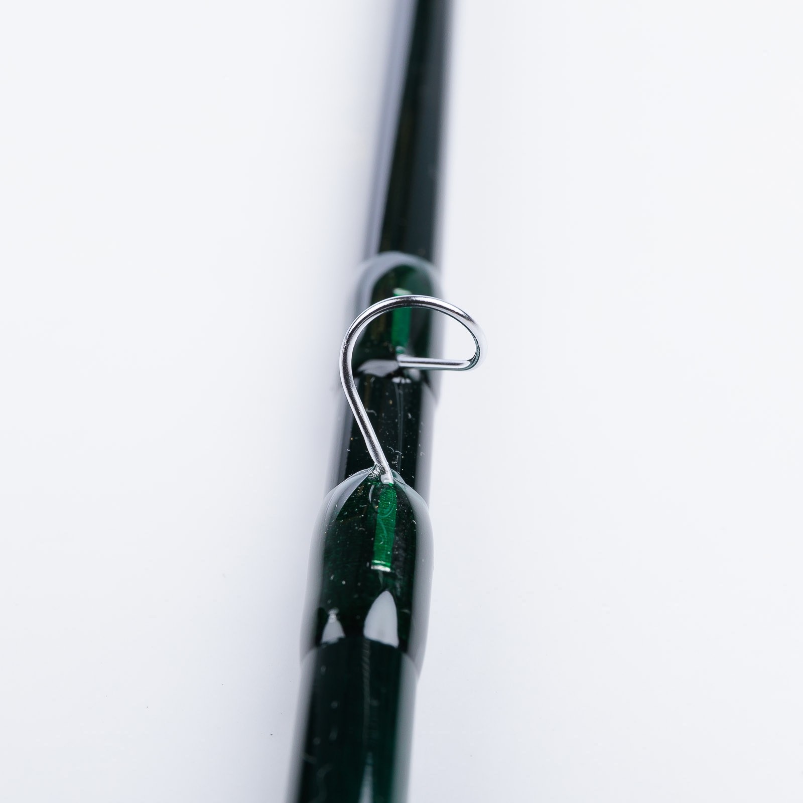 R L Winston AIR 2 9 FT 5 WT Fly Rod – Free Fly Line – FREE 2 DAY SHIPPING