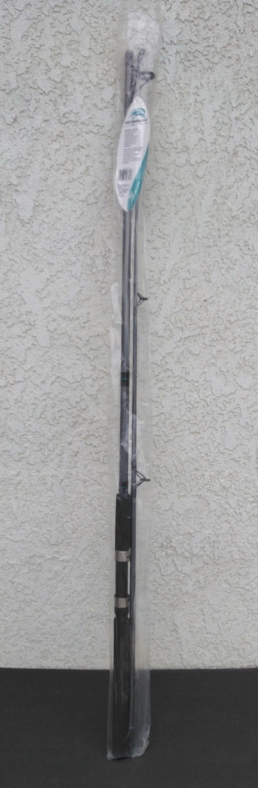 Hurricane Seahawk 8-foot Spinning Rod 2pc MH – New