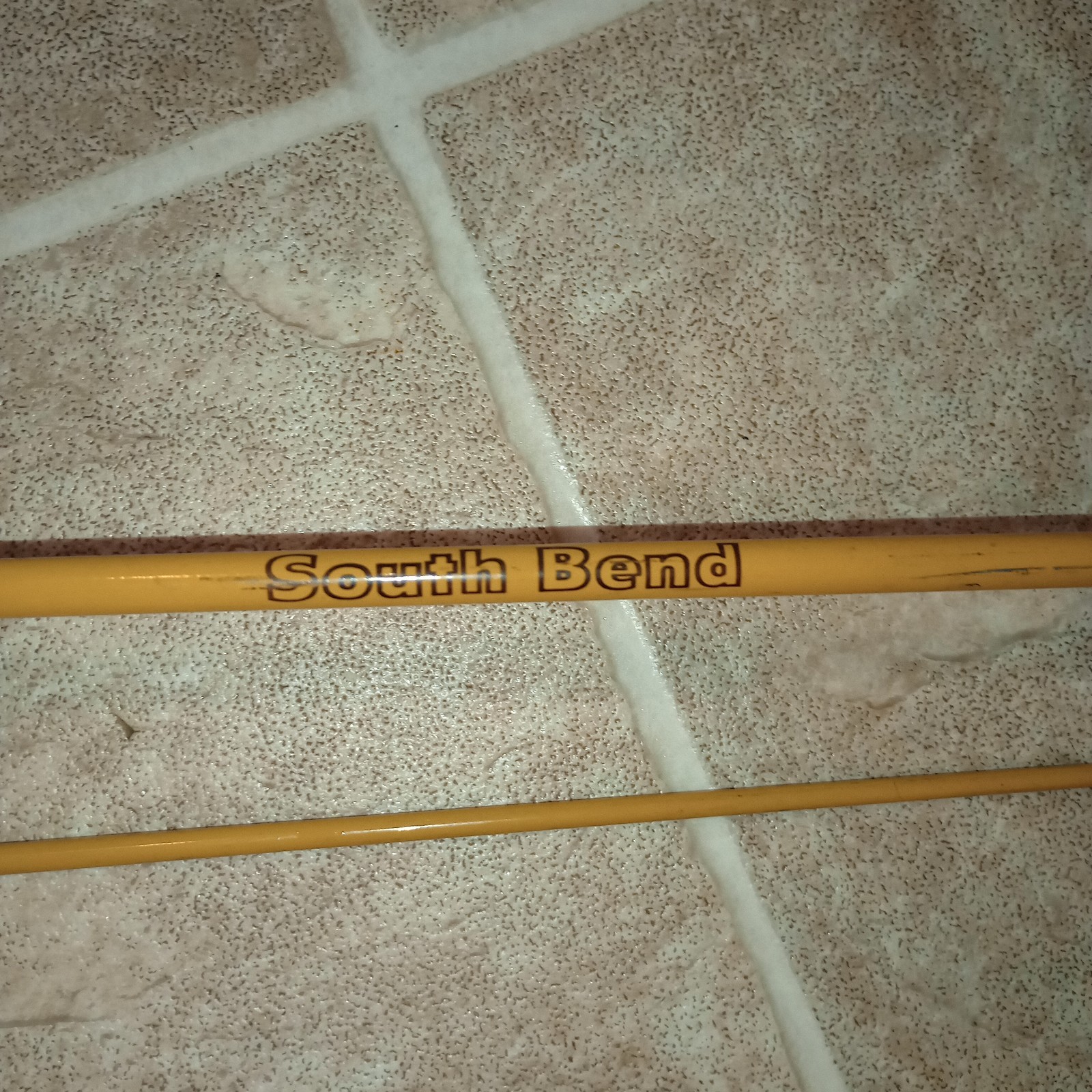 Vintage South Bend fishing rod Spinning Fiberglass 6ft Crappie trout 2-204-005