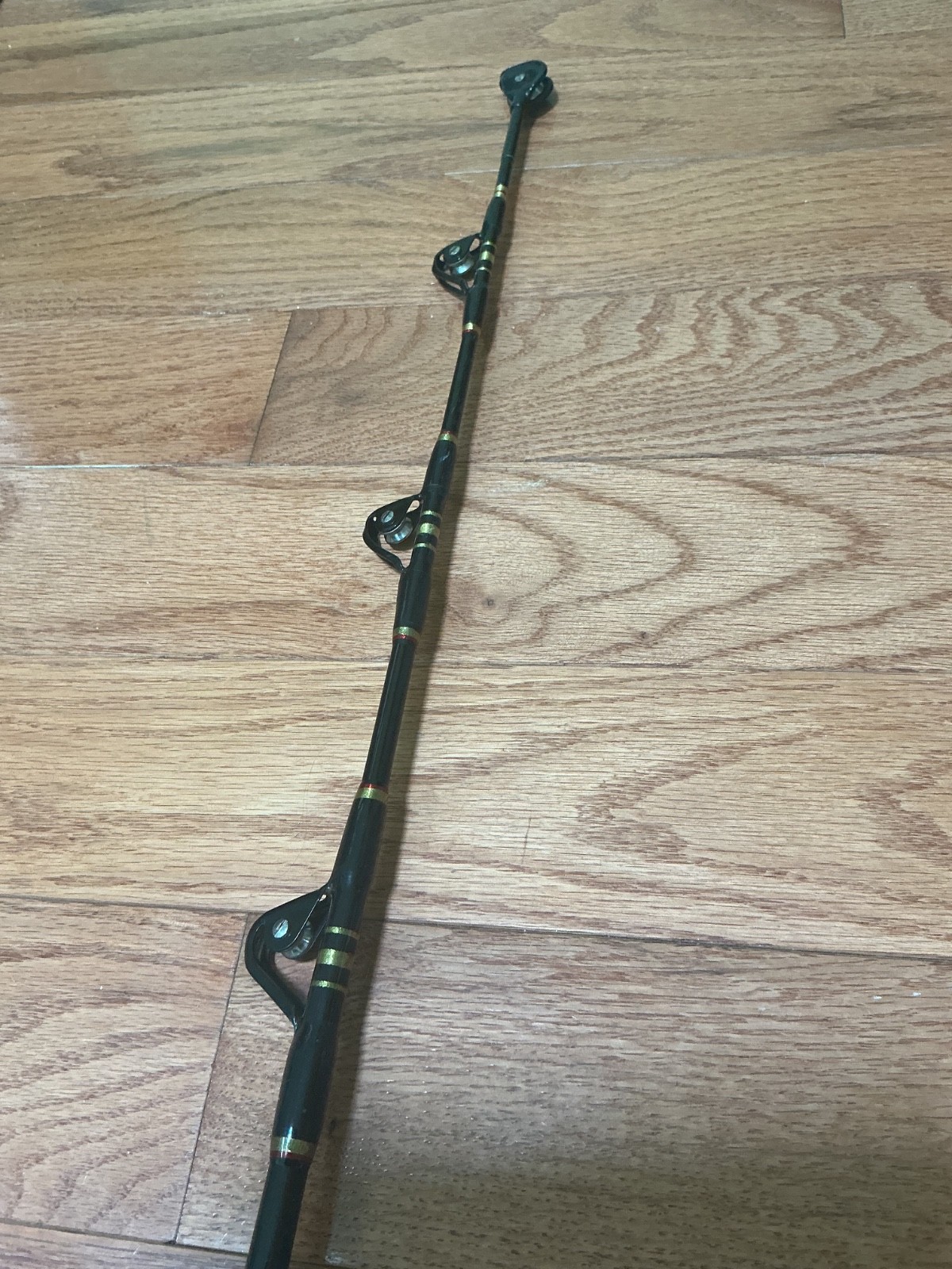 PENN INTERNATIONAL V VS 3080ARA56 5’6″ 30-80lb TROLLING ROD NICE