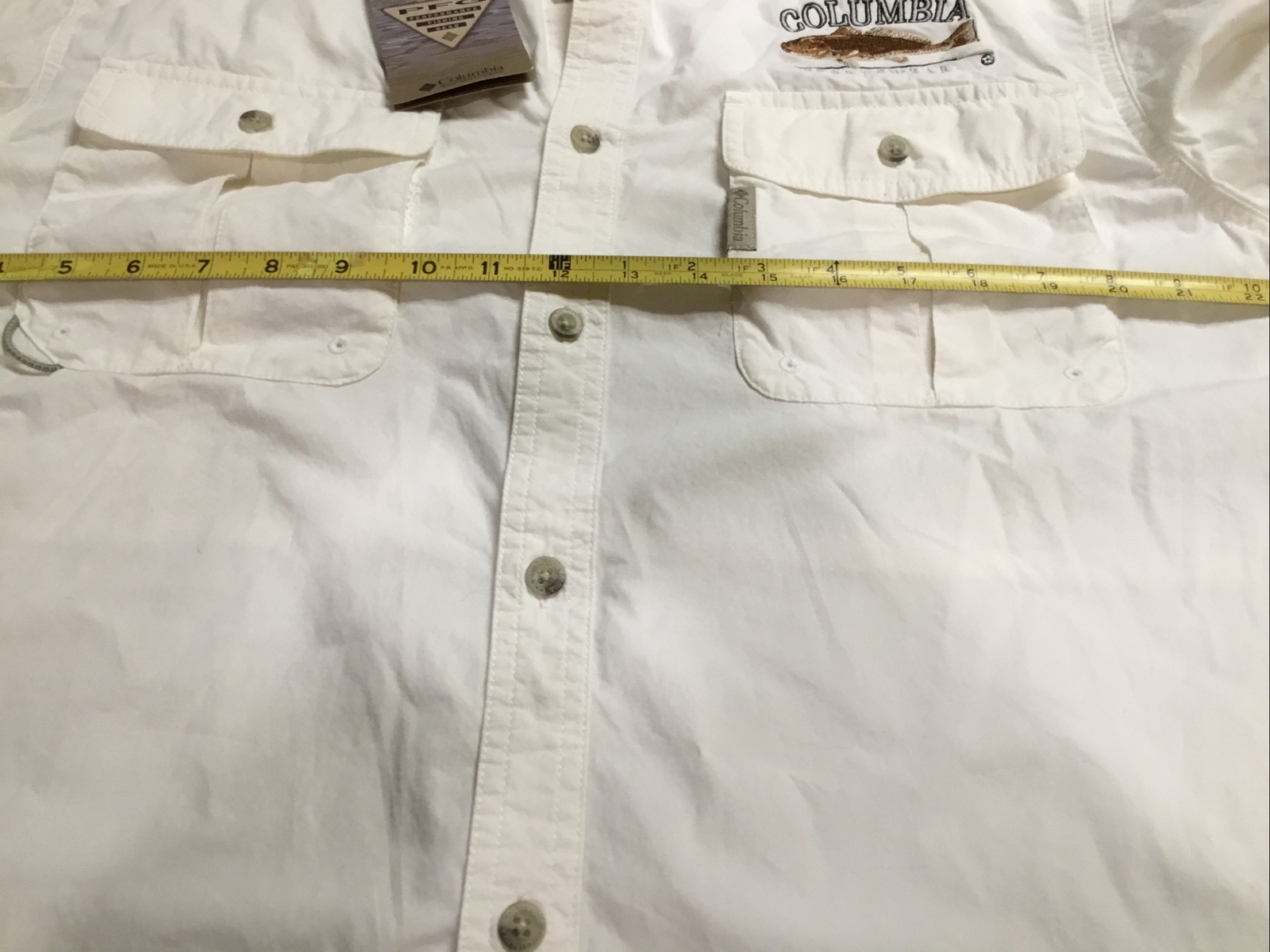 Columbia NWT FISHING SHIRT PFG Sz L White All Cotton Redfish Emblem Men L