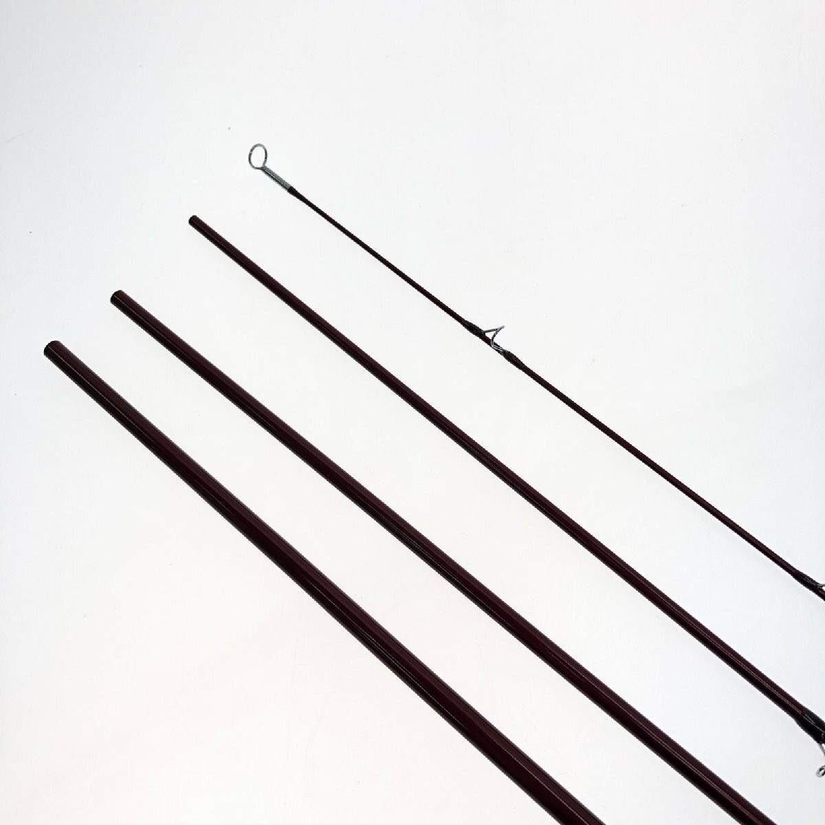 SAGE 590-4 POWER R8 fly rod. Mint condition No noticeable scratches or stains.